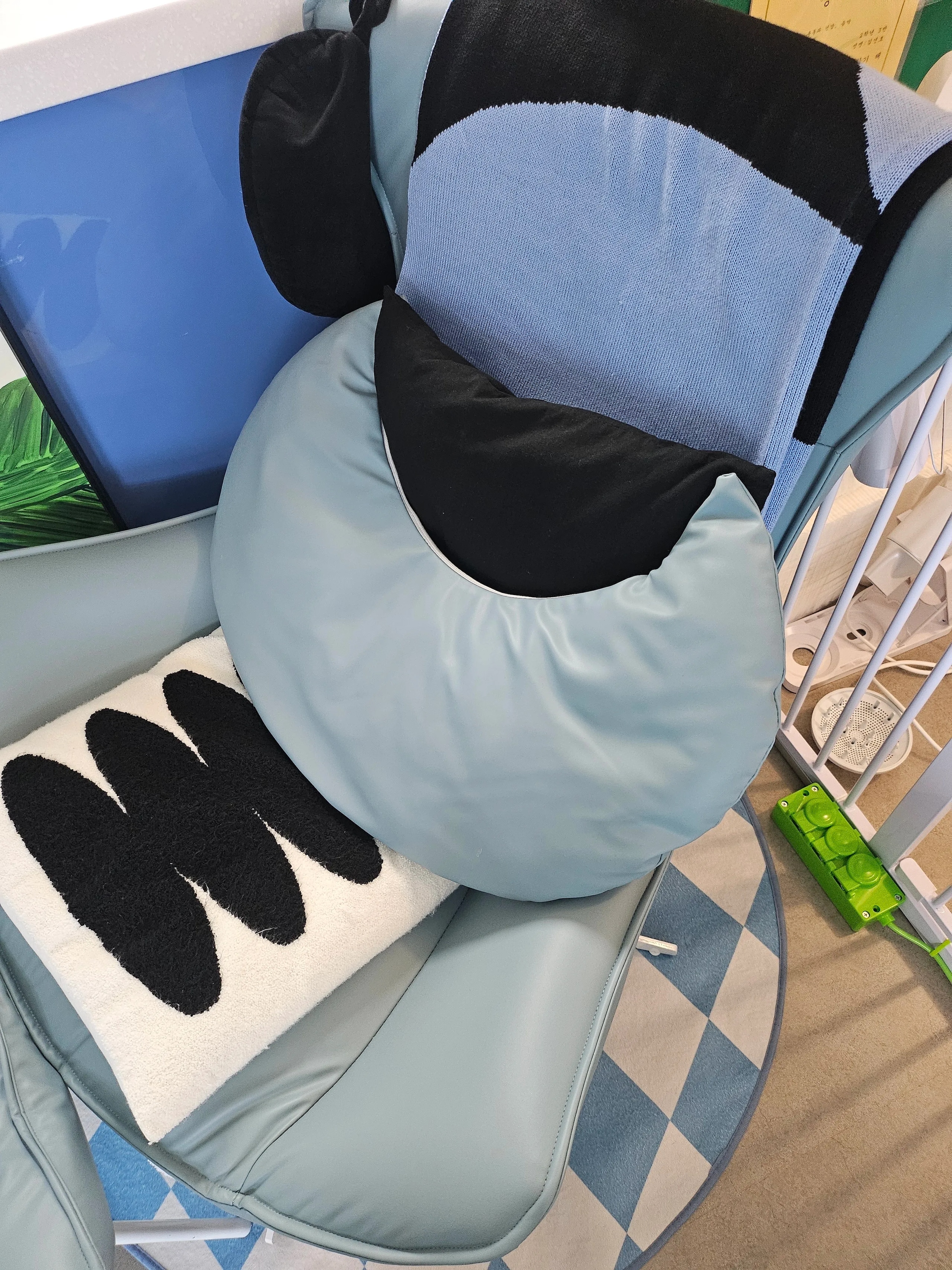 Reversible Knit Throw Blanket user photo