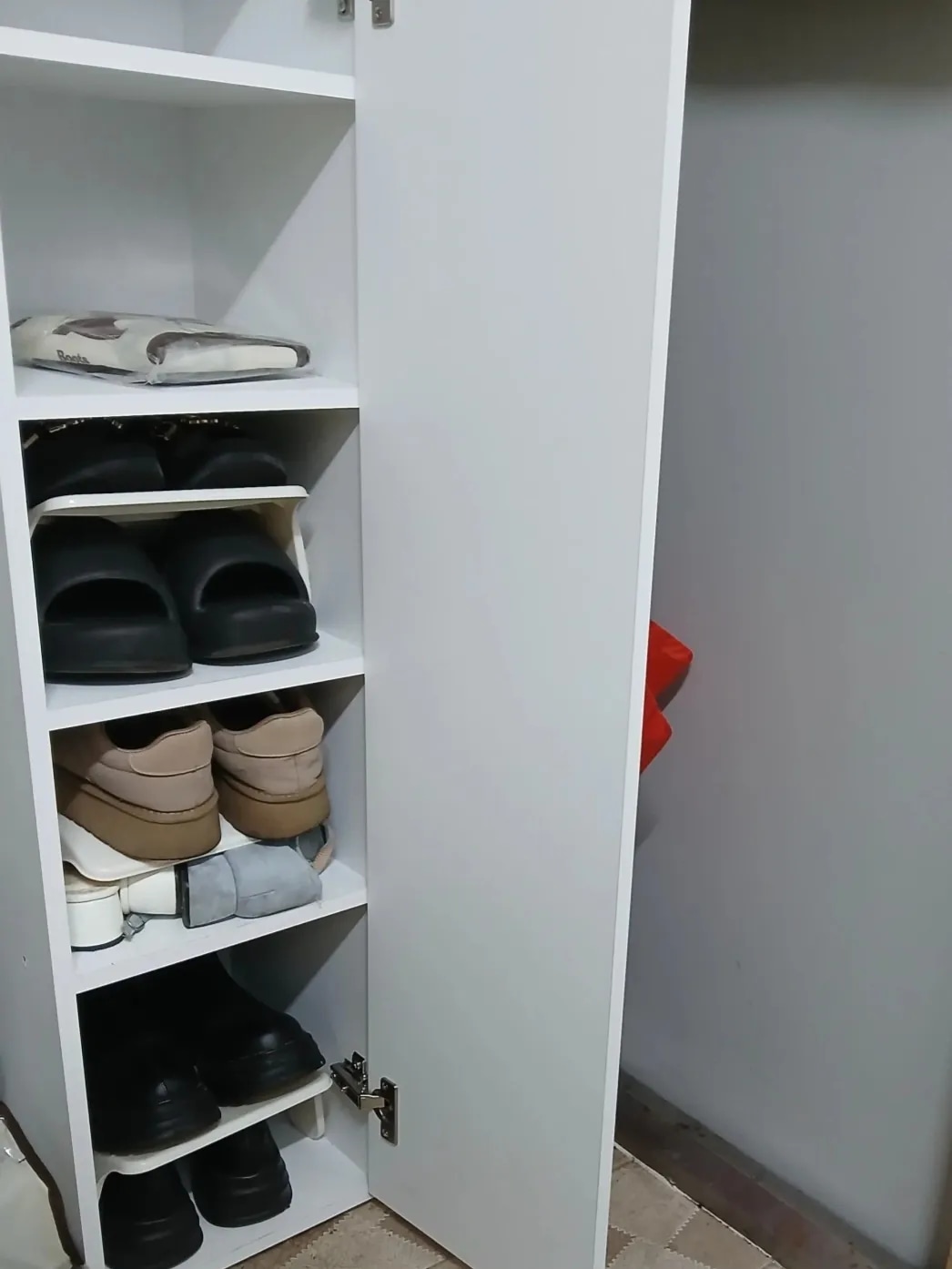 CUST Slim Entryway Shoe Cabinet Organizer user photo