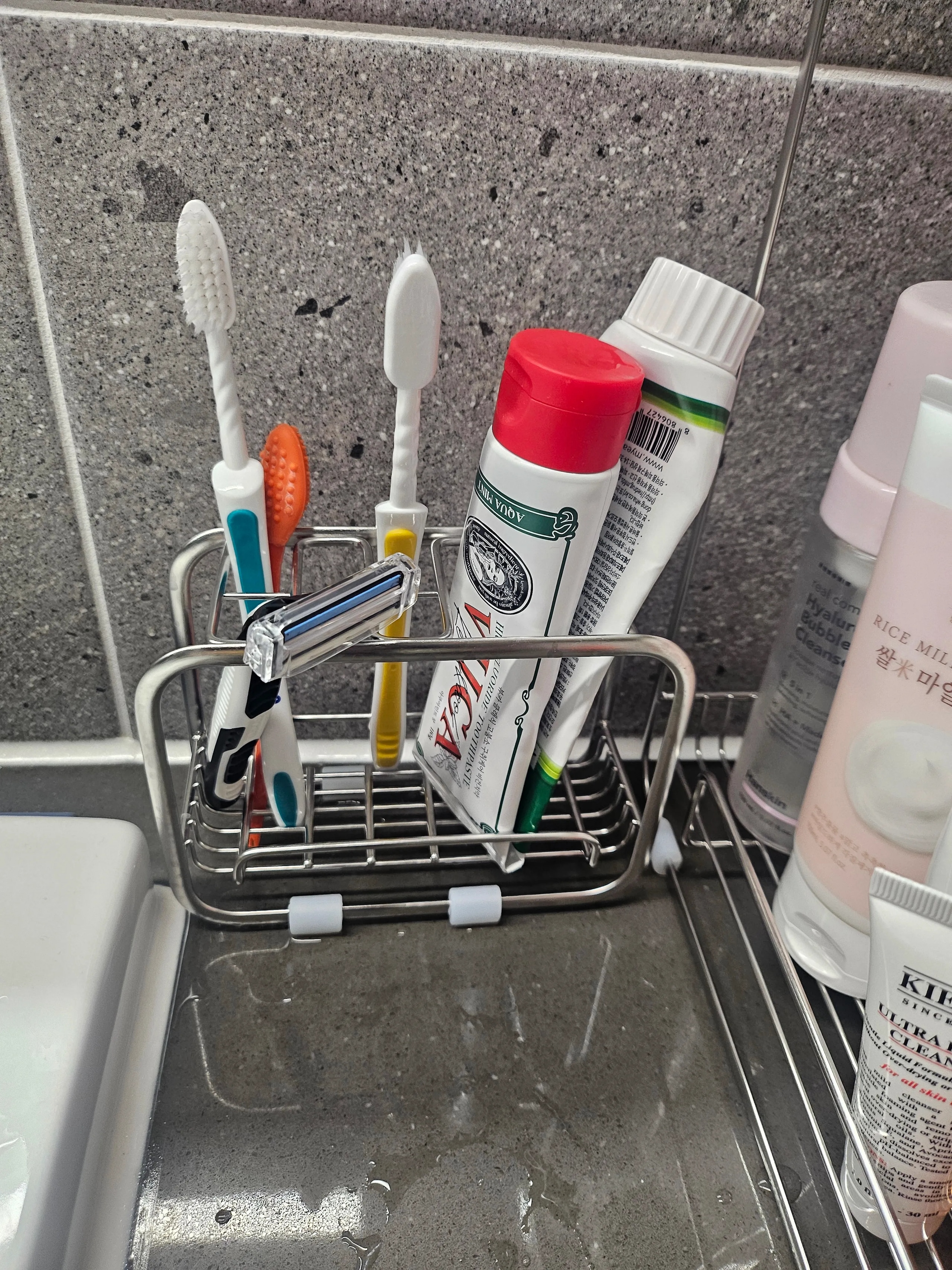 304 Stainless Steel Toothbrush Holder user photo
