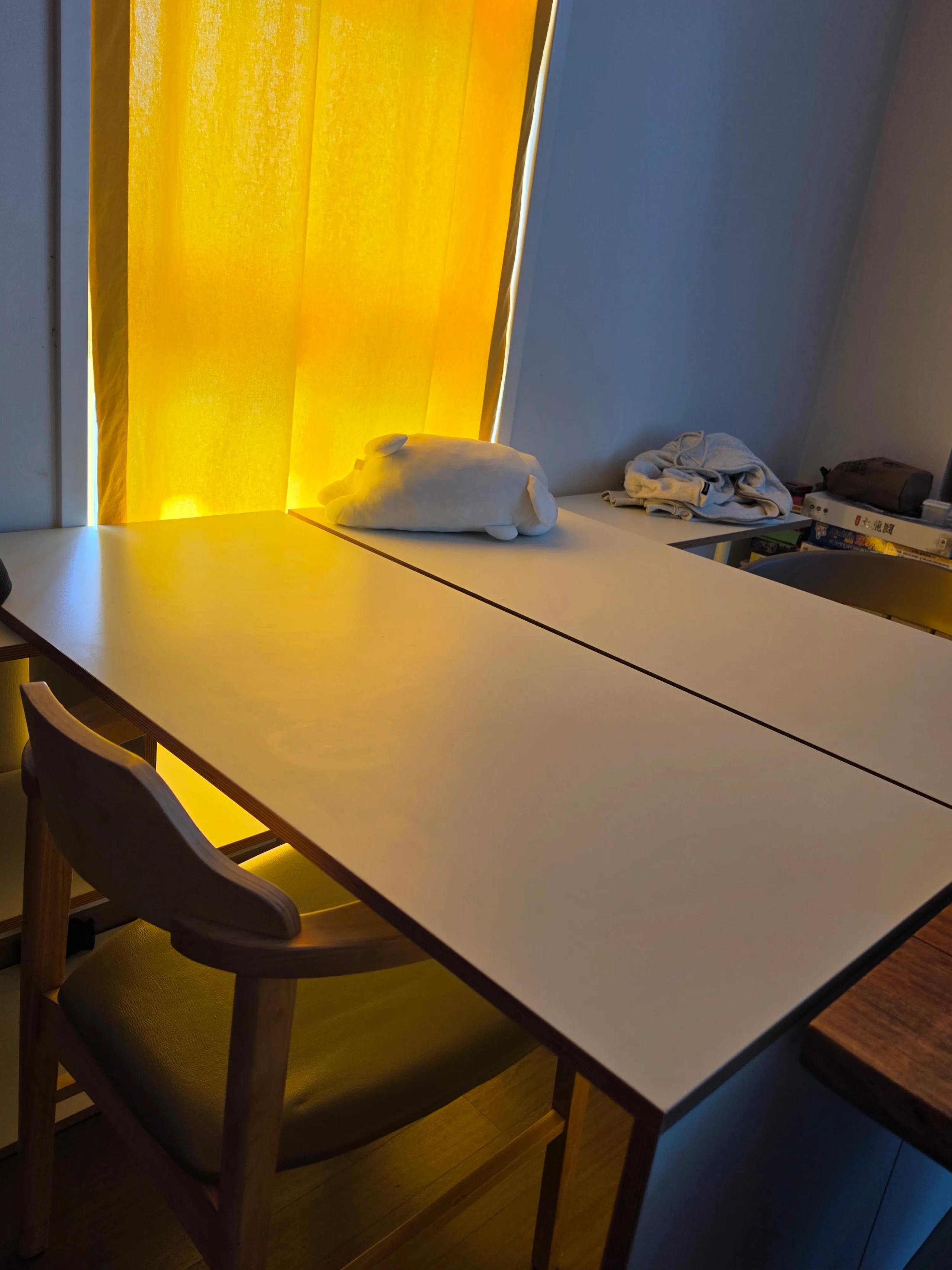 Bridge E0 Corner Desk & Bookshelf Set user photo