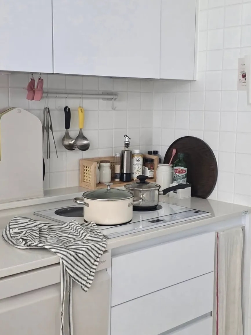 Striped Cotton Apron & Oven Mitt Set user photo