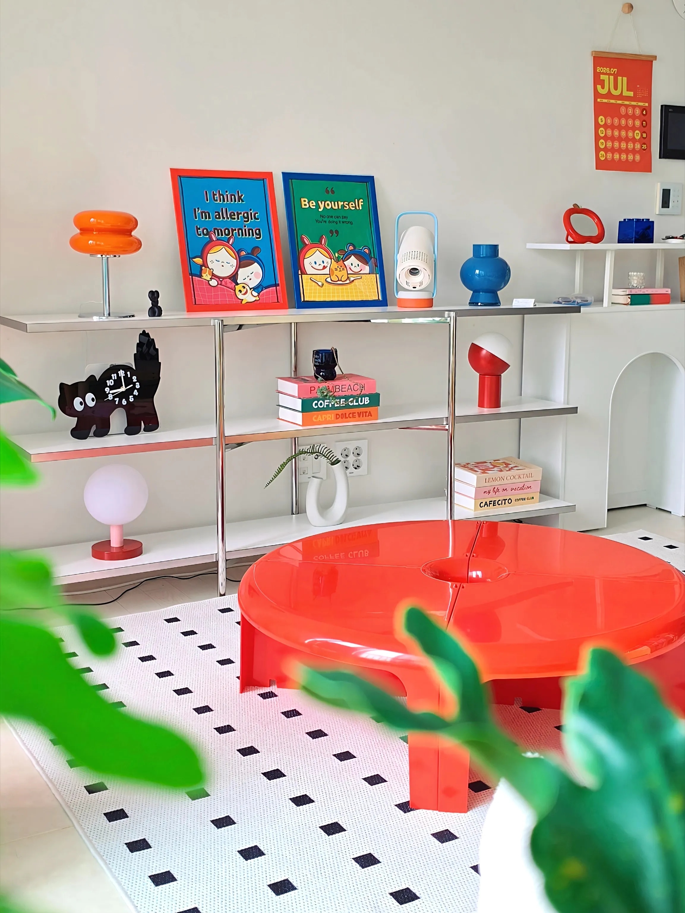 Quarter Modular Round Coffee Table user photo
