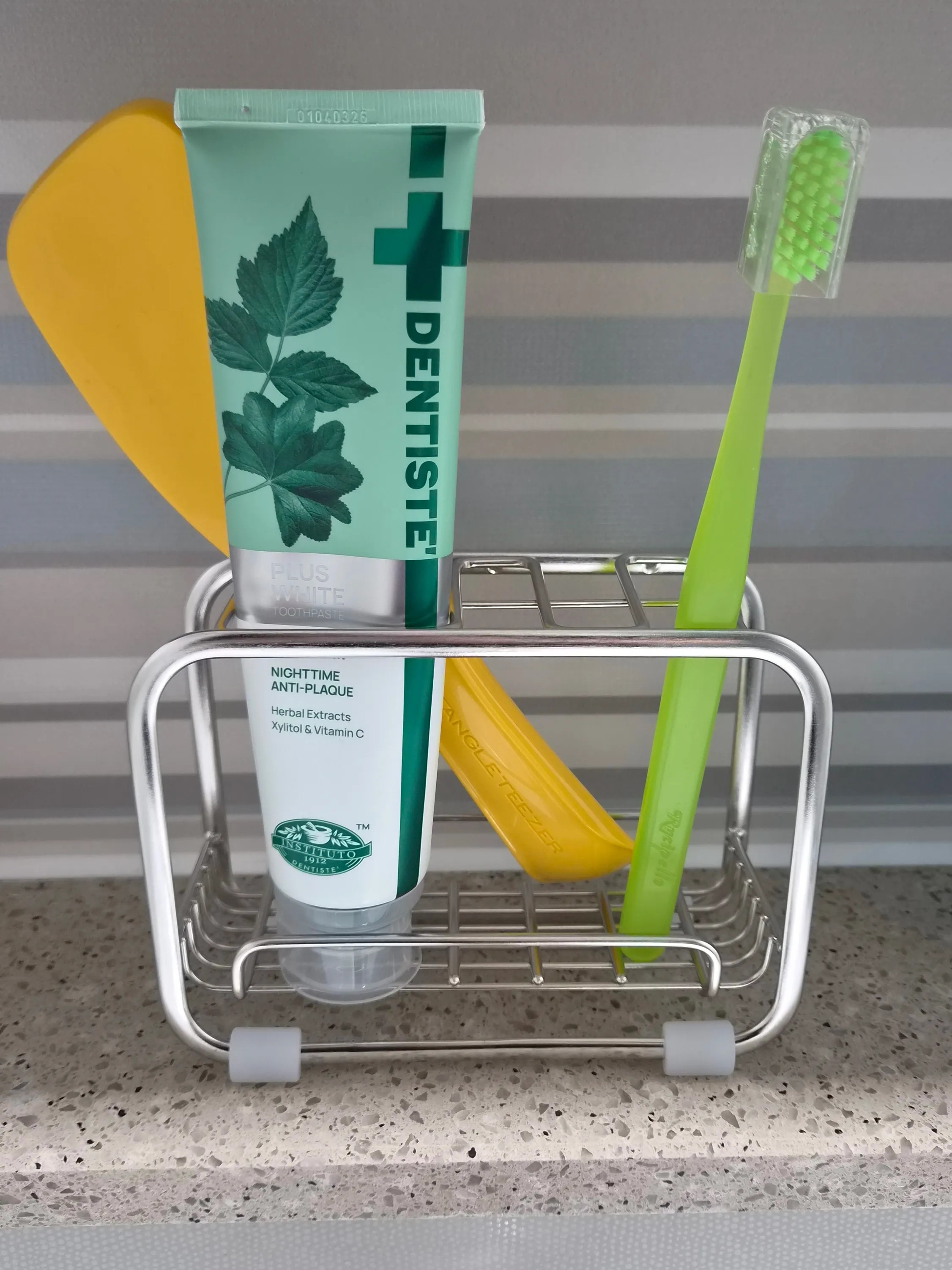 304 Stainless Steel Toothbrush Holder user photo