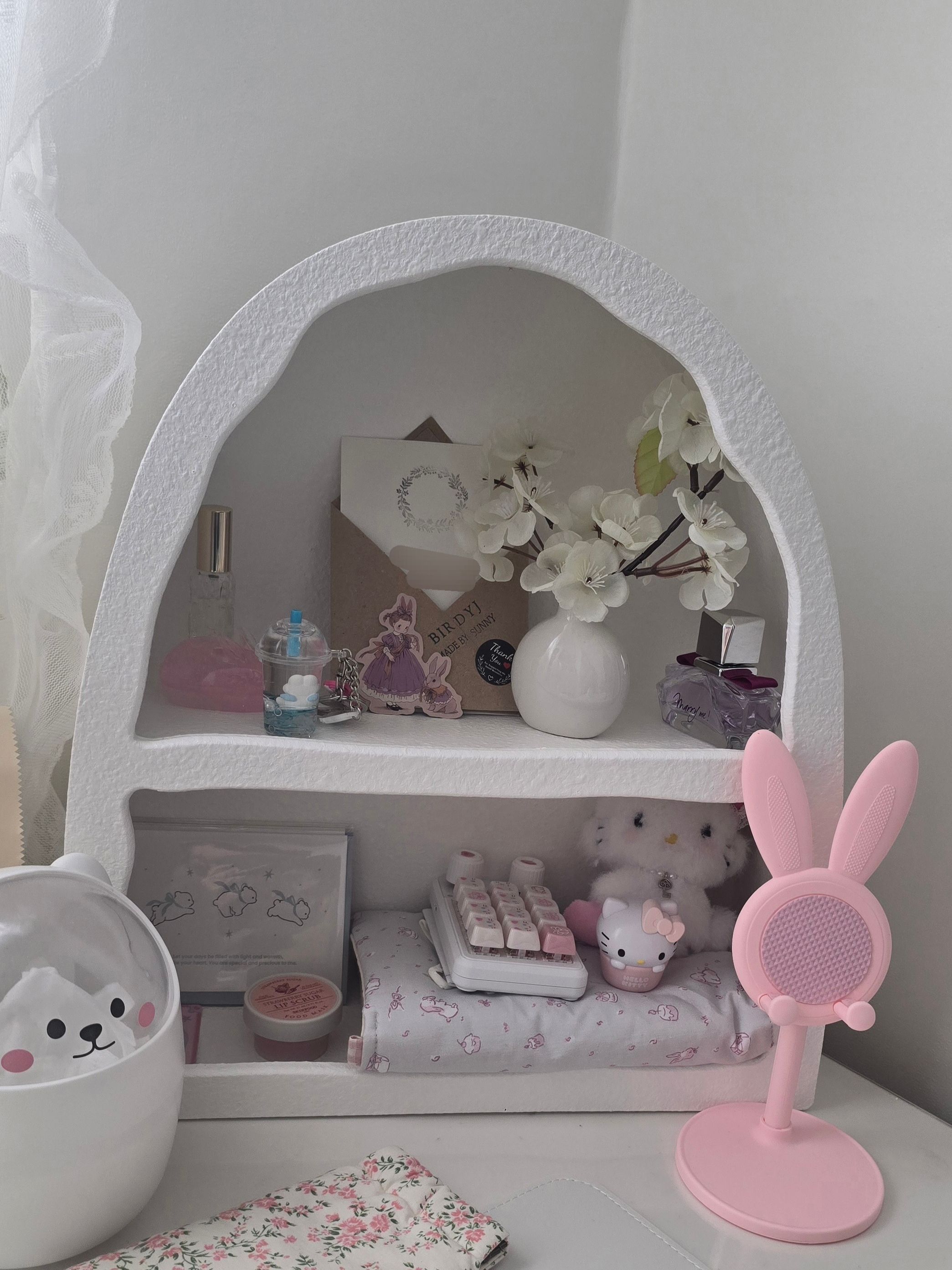 Two-Tier Arched Display Shelf user photo