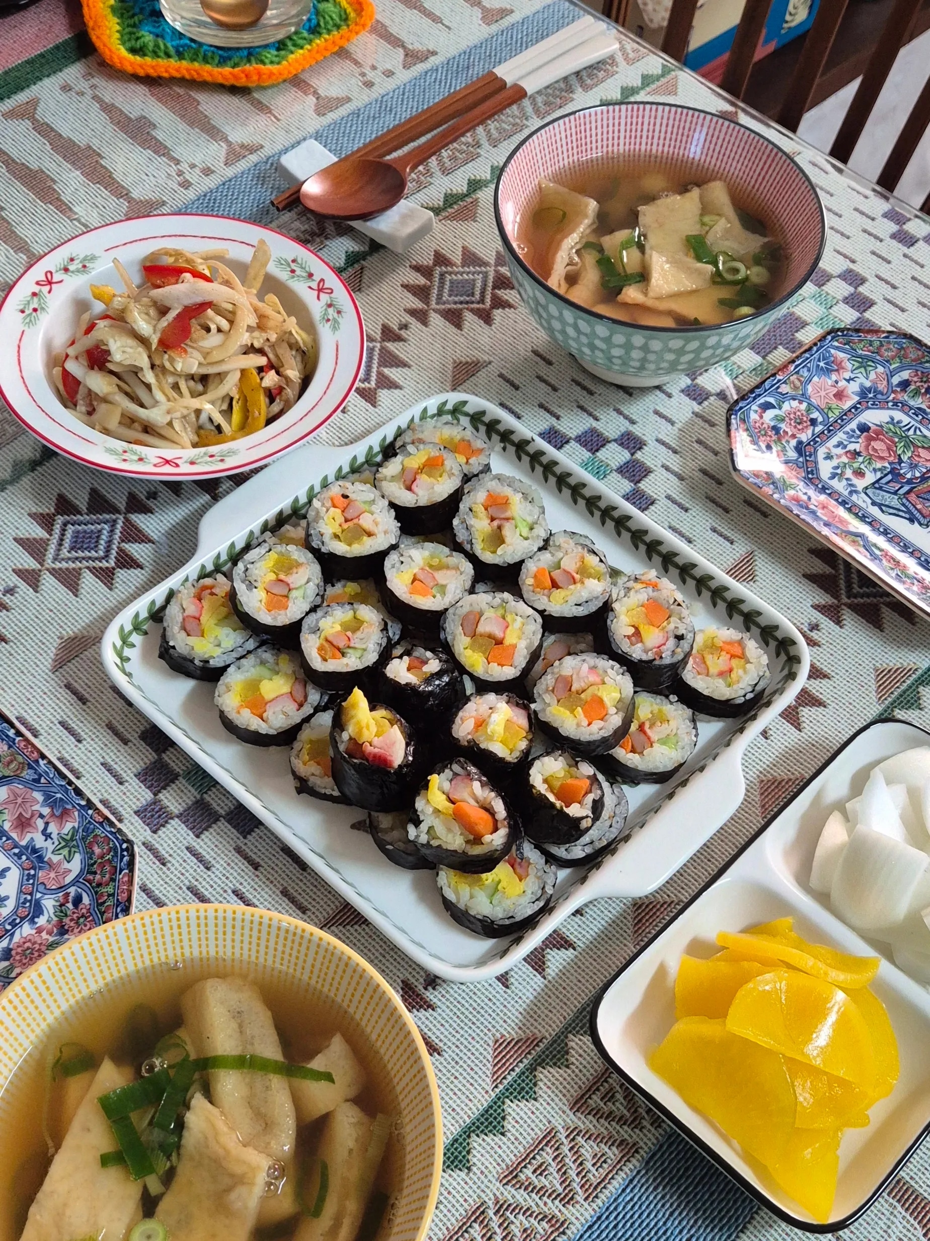 Two-Tone Wood Spoon & Chopsticks Set for 4 user photo