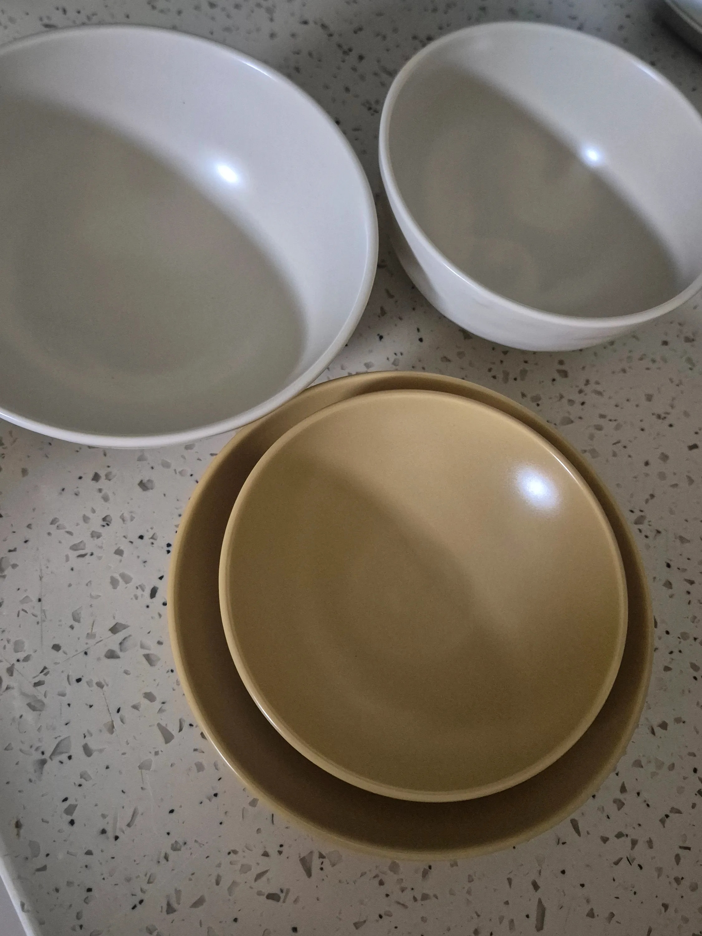Neoul Dinnerware Set for 2 (10-Piece) user photo
