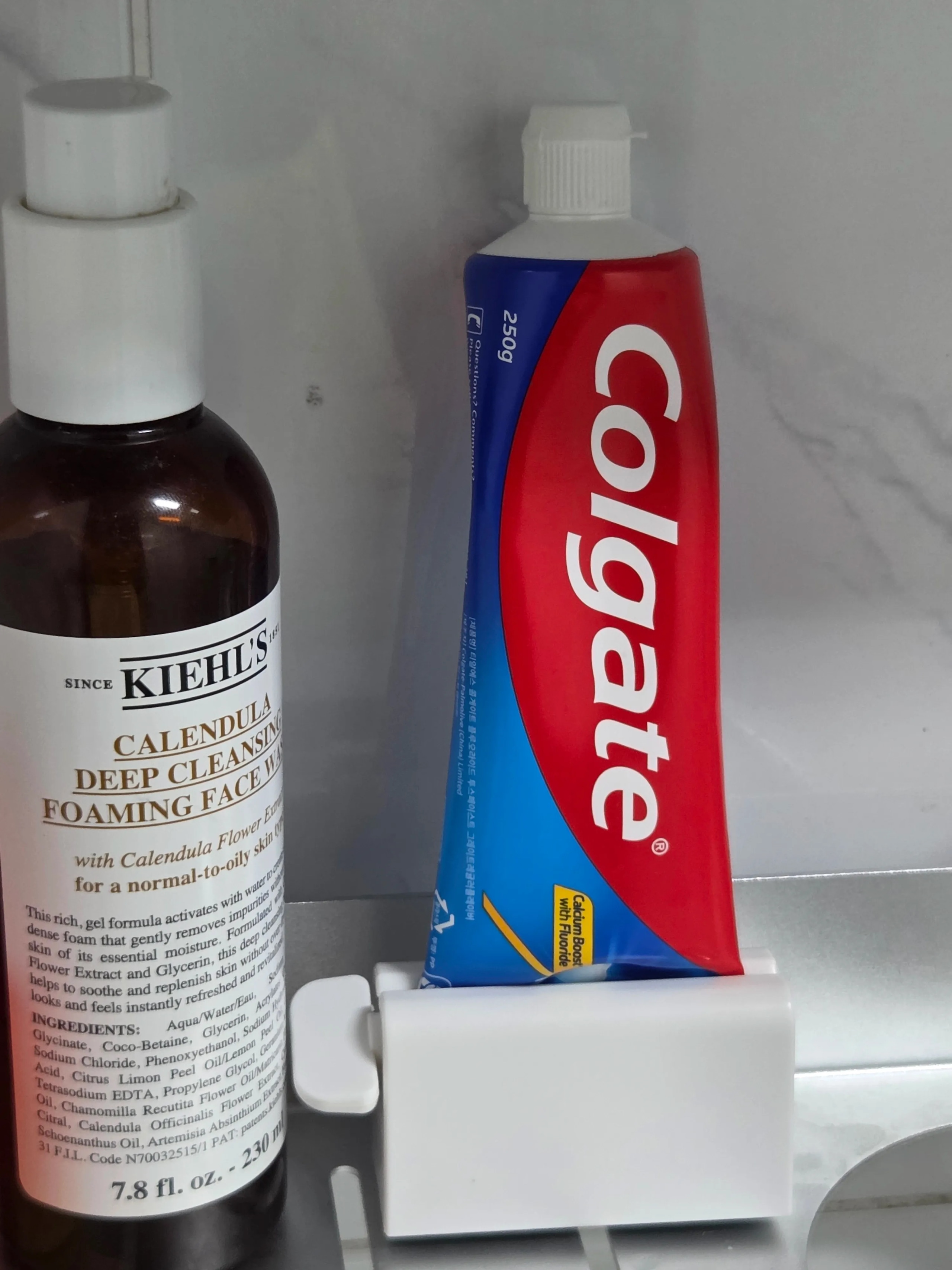 Easy Squeeze Toothpaste Dispenser user photo