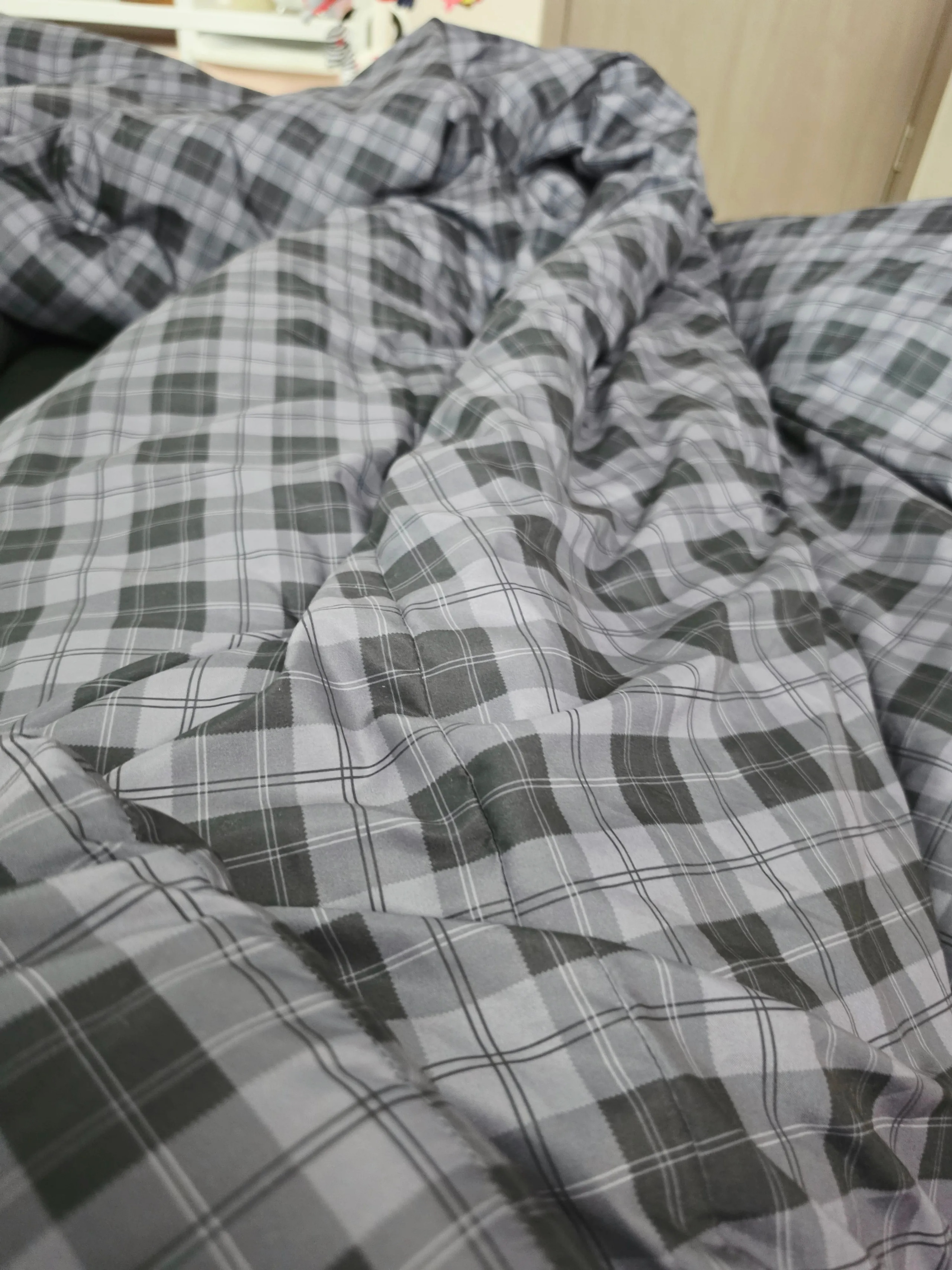 Cloud Check Comforter Set user photo