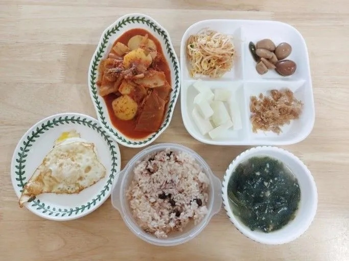 Chagok Square 4-Section Divided Plate user photo