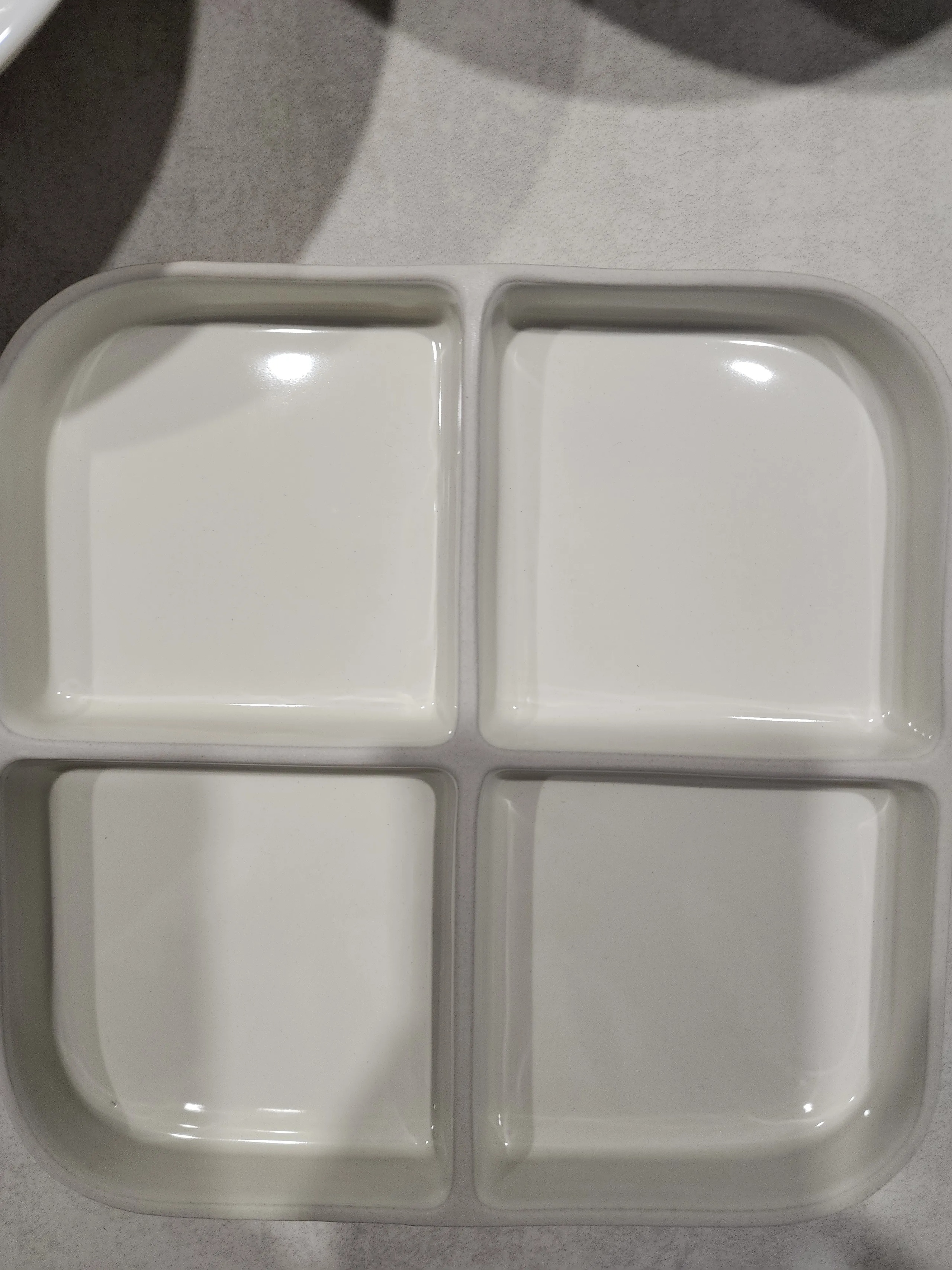 Chagok Square 4-Section Divided Plate user photo