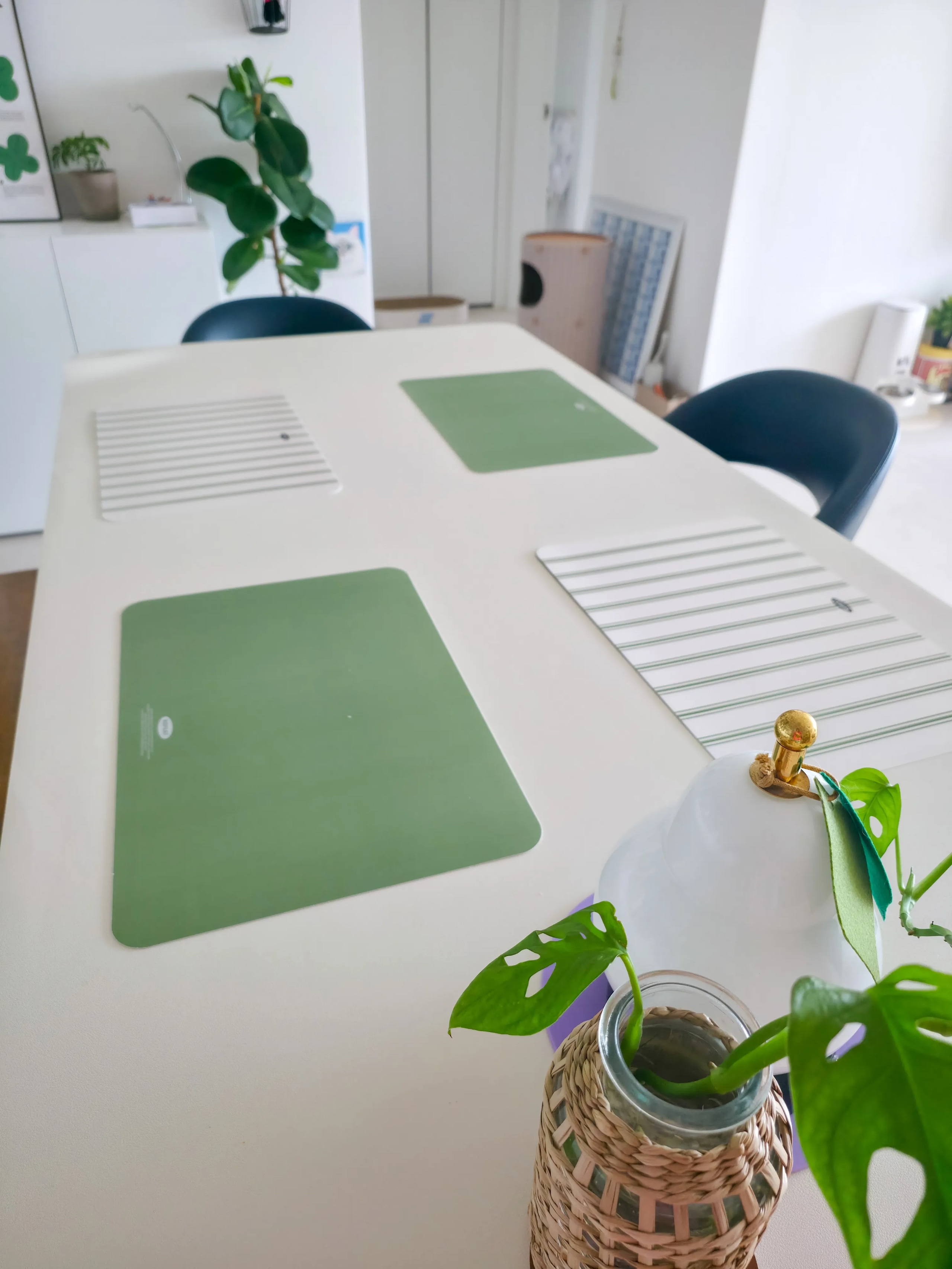 Days Reversible Table Mat Set (2-Piece) user photo