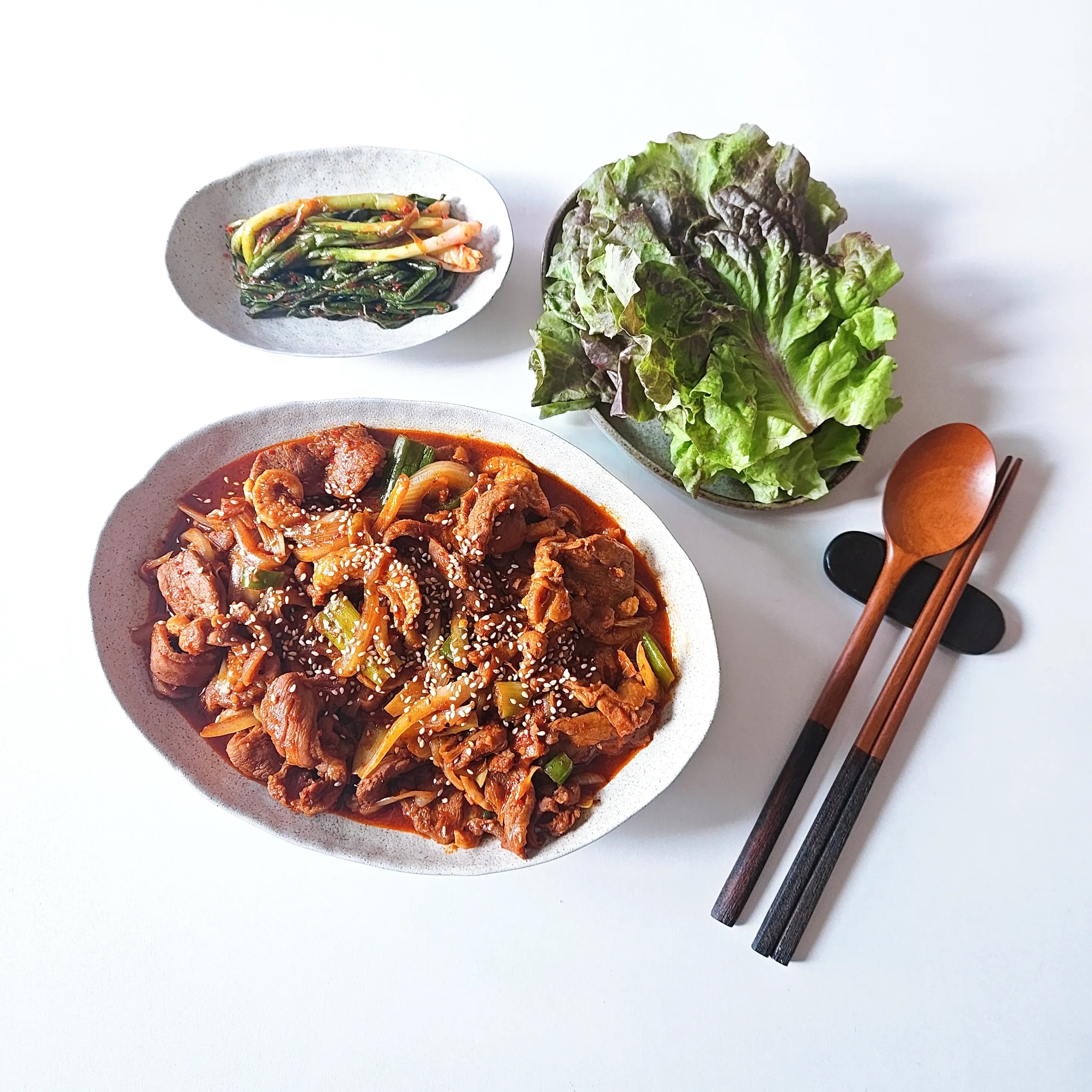 Neoul Handmade Footed Oval Pasta Bowl – Large user photo
