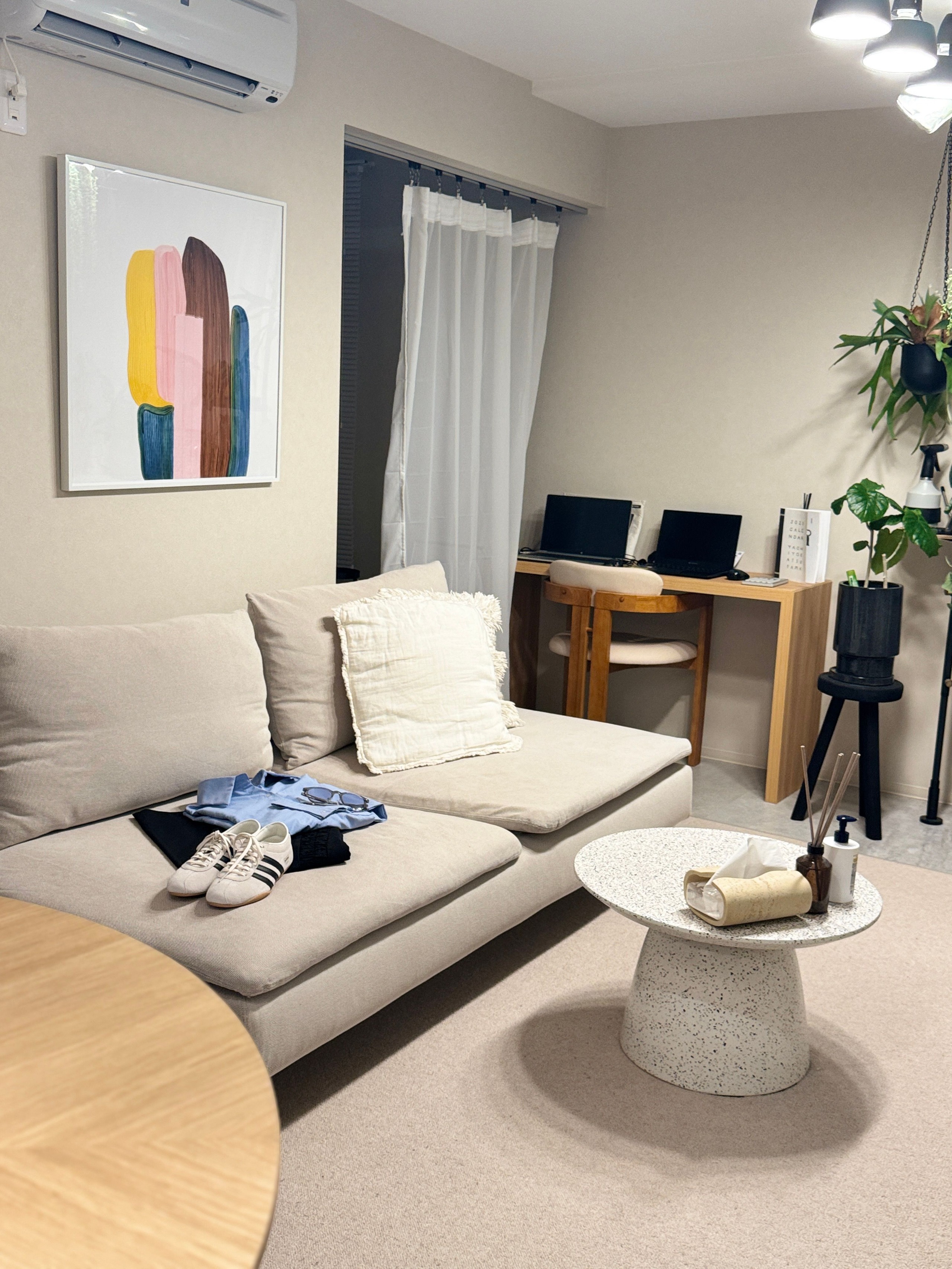 FUNGI 60 coffee table フンギ 60 コーヒーテーブルを使ったインテリア