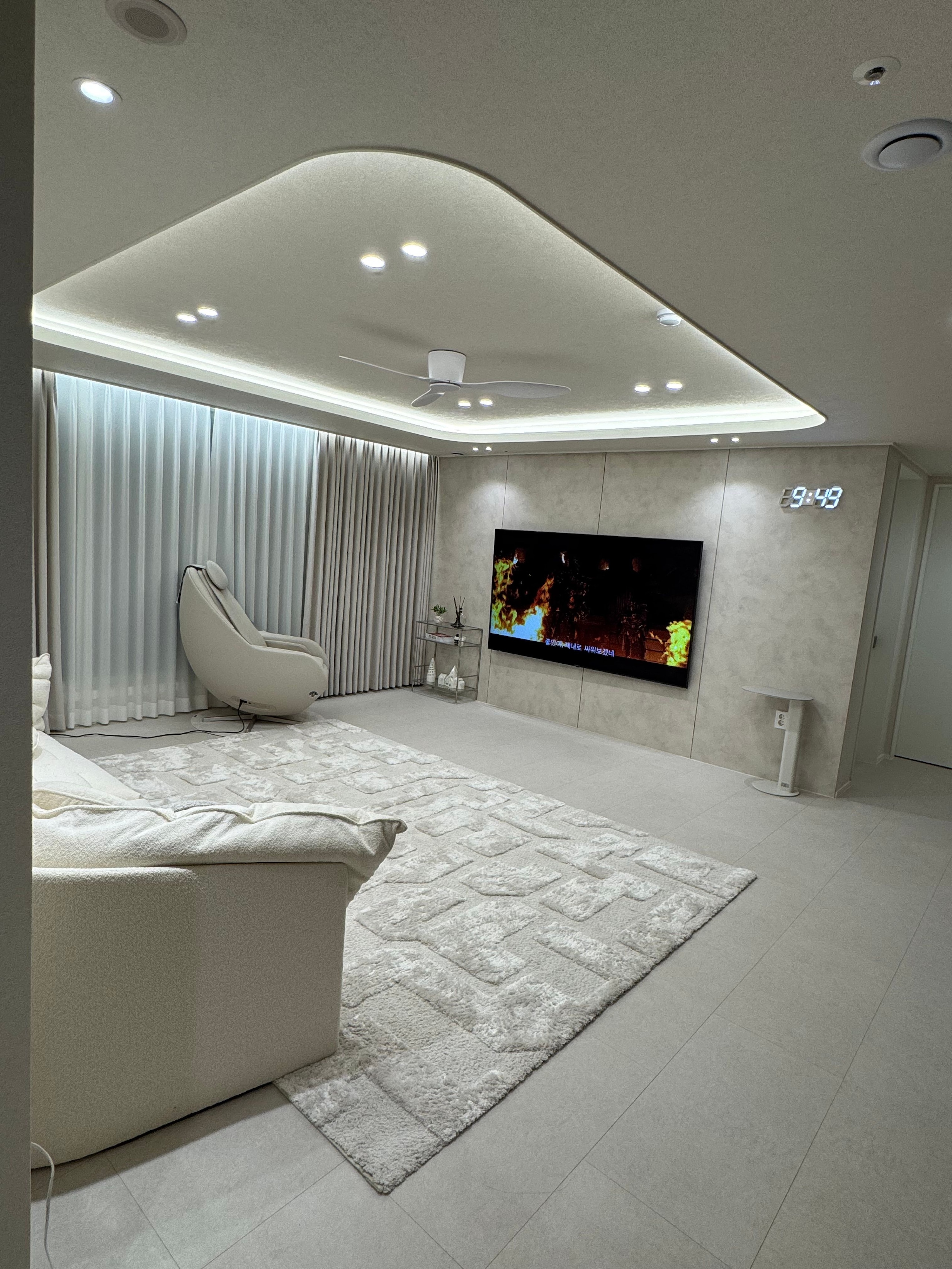 Sense Frame Glass Shelf user photo