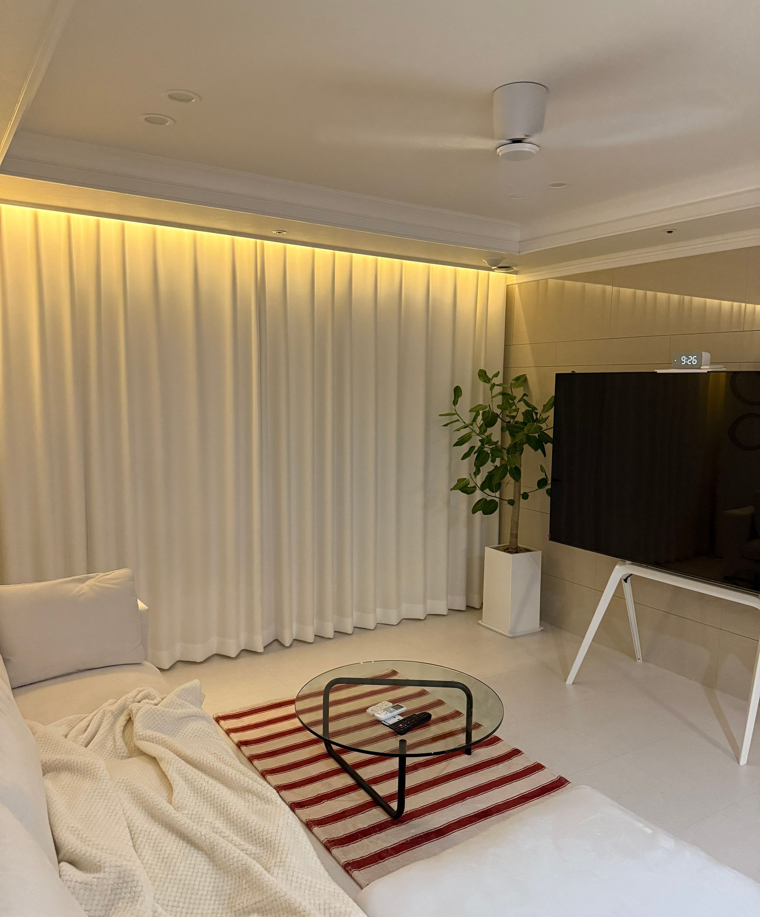 Red Stripe Pattern Rug user photo