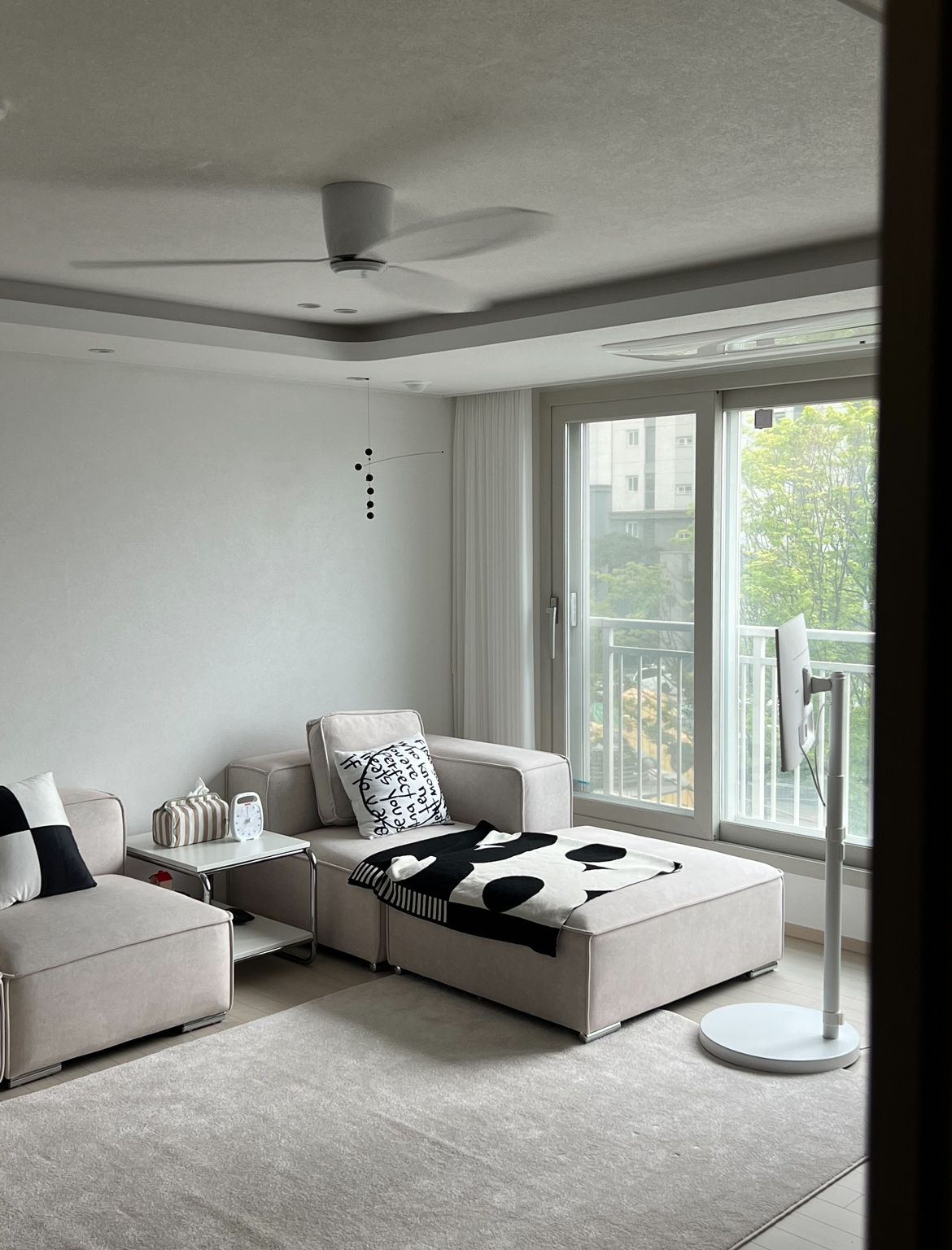 IKEA BAGGBODA バッグボーダサイドテーブル | サイドテーブル | Ohouse