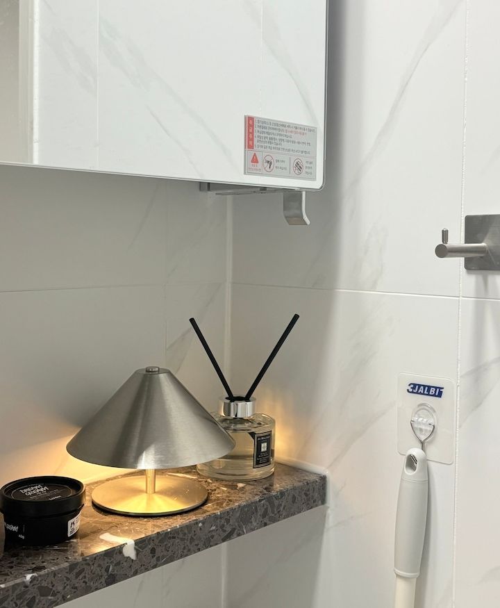 304 Stainless Steel Adhesive T-Shaped Wall Hook user photo