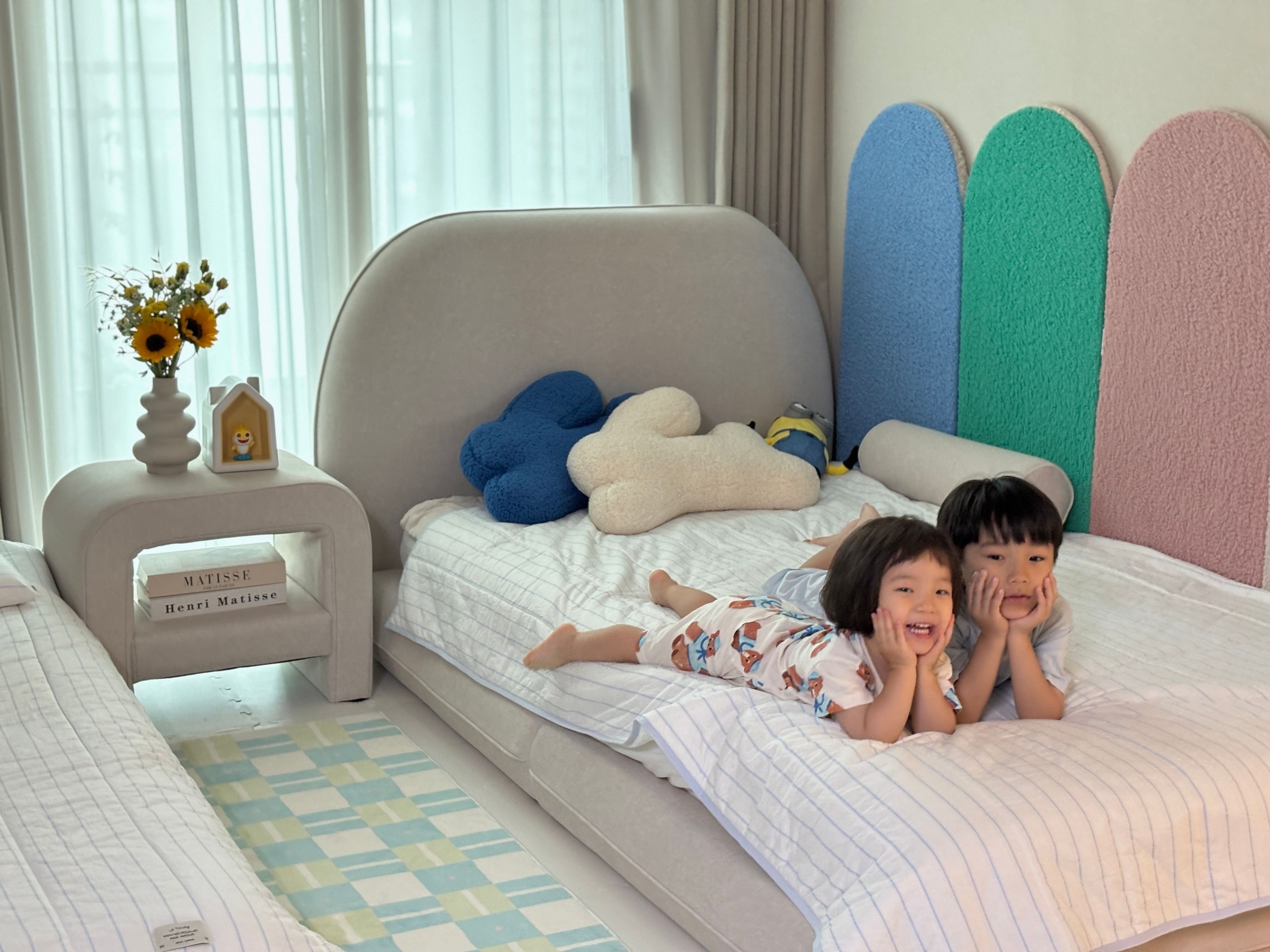 Ian Stripe Cooling Reversible Summer Comforter user photo