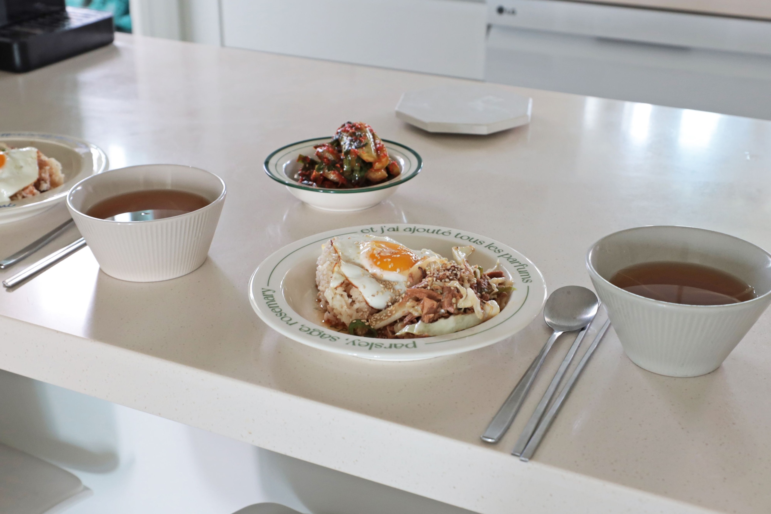 Lining Rice Bowl & Soup Bowl Set for 4 (8-Piece) user photo
