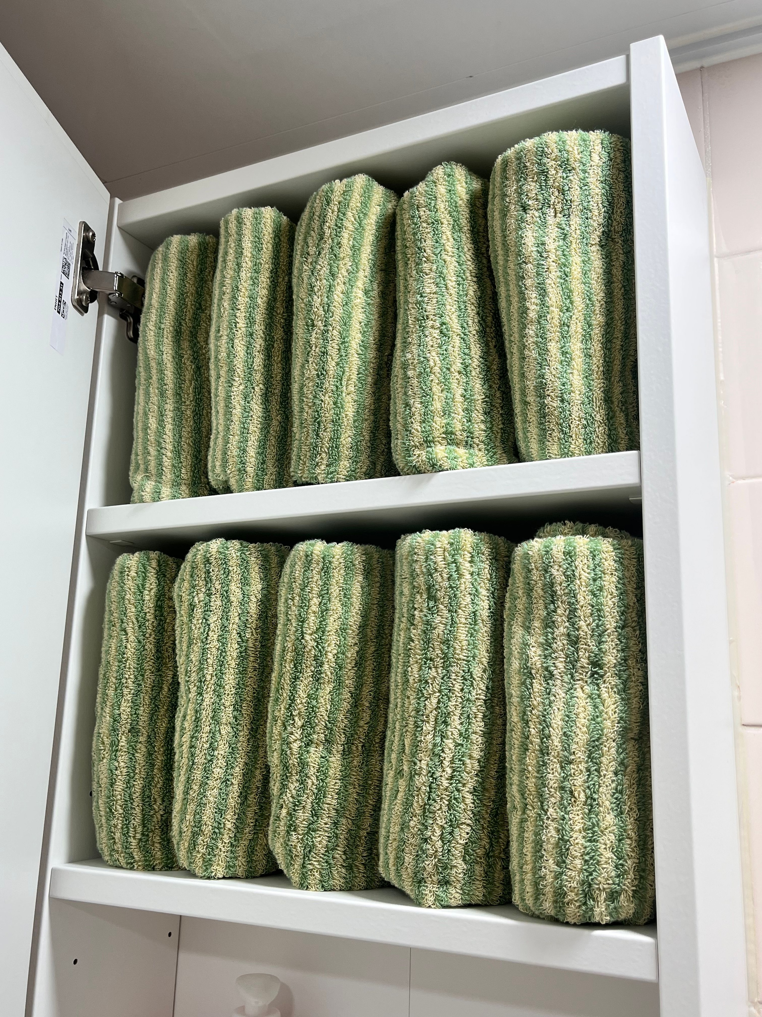 Soft Taffy Stripe Hotel Towel (10-Pack) user photo