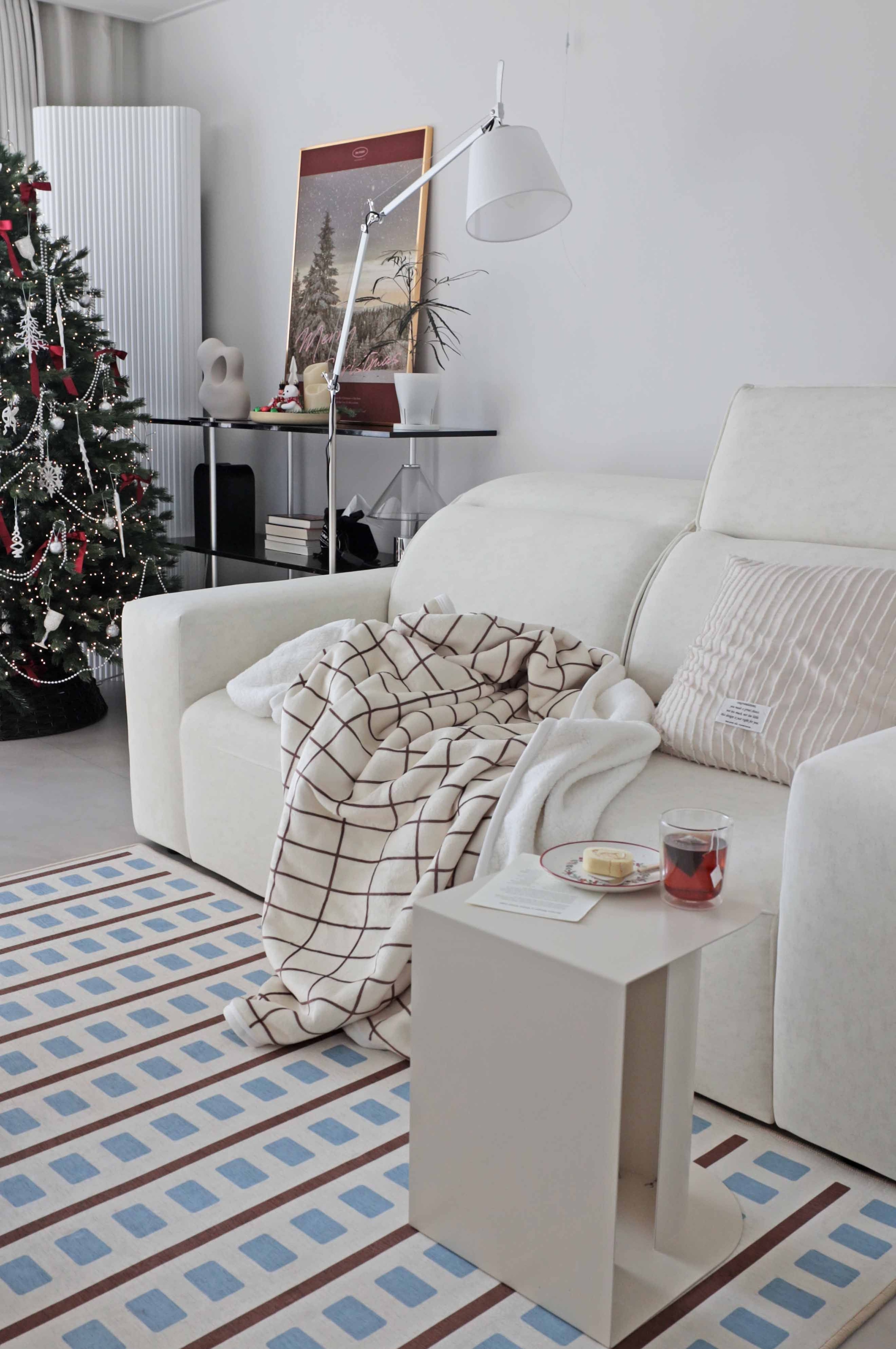 Blooming Flannel Microfiber All-Season Sherpa Blanket user photo