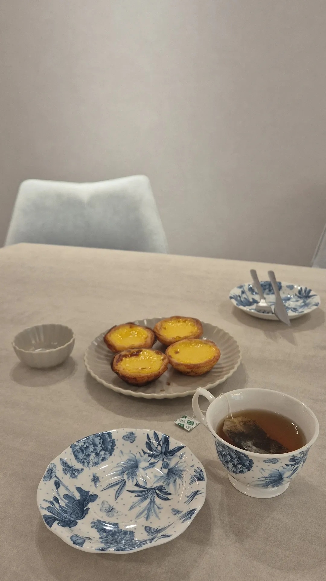 Shell Dinnerware Set for 2 (14-Piece) user photo