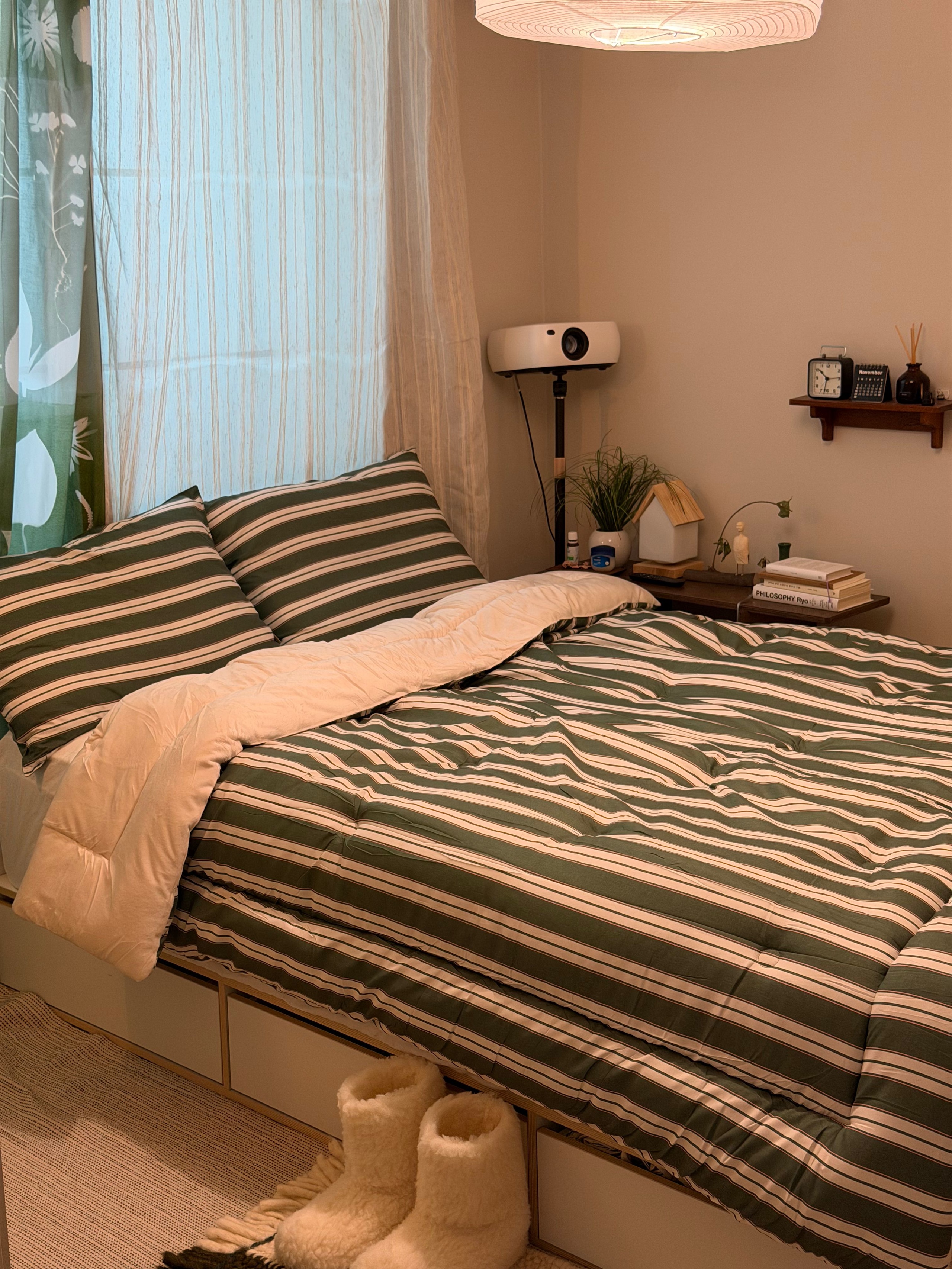 Pure Wool Cloud Boot Slippers user photo