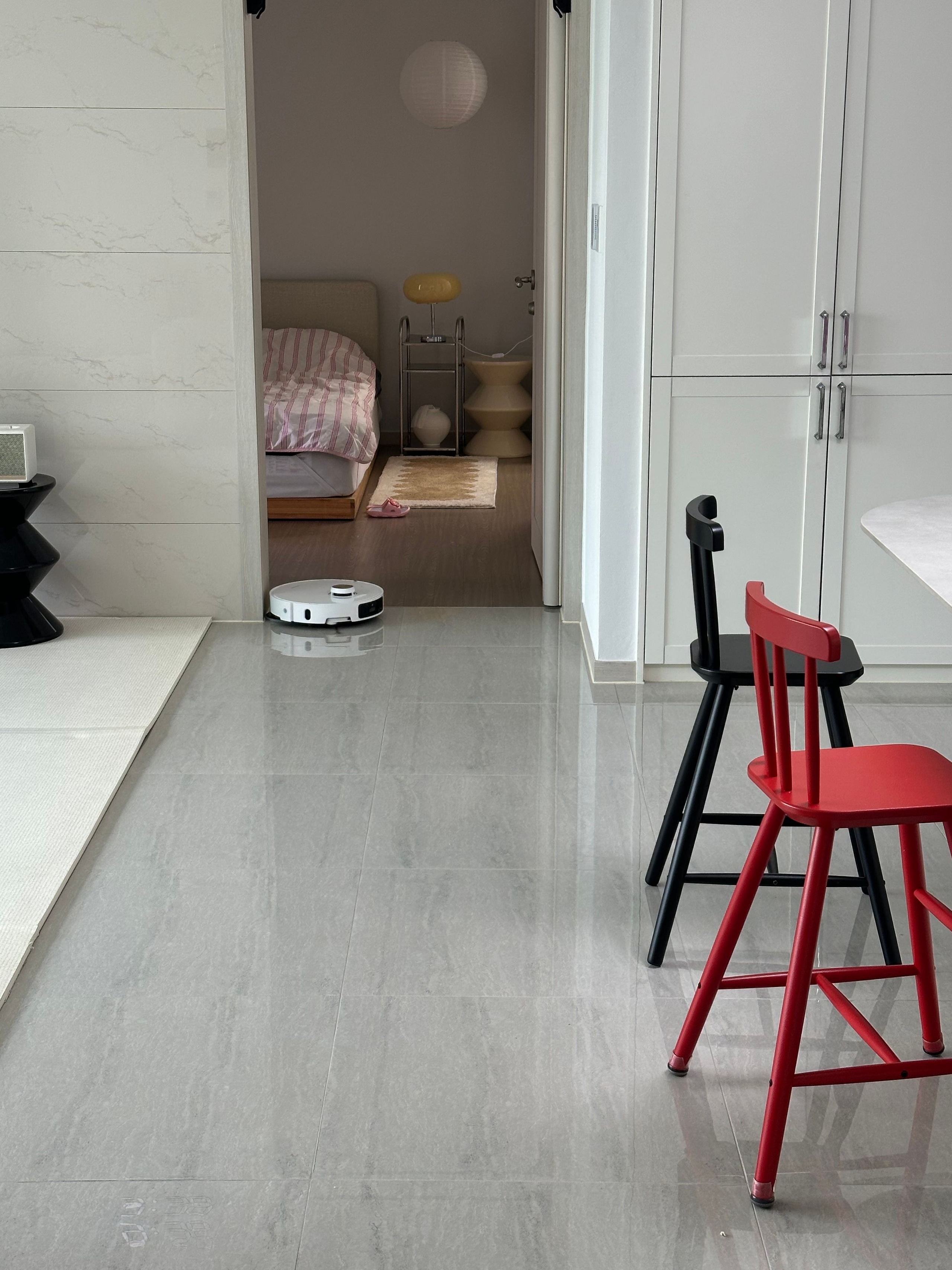 Sandglass Mid-Century Stool user photo