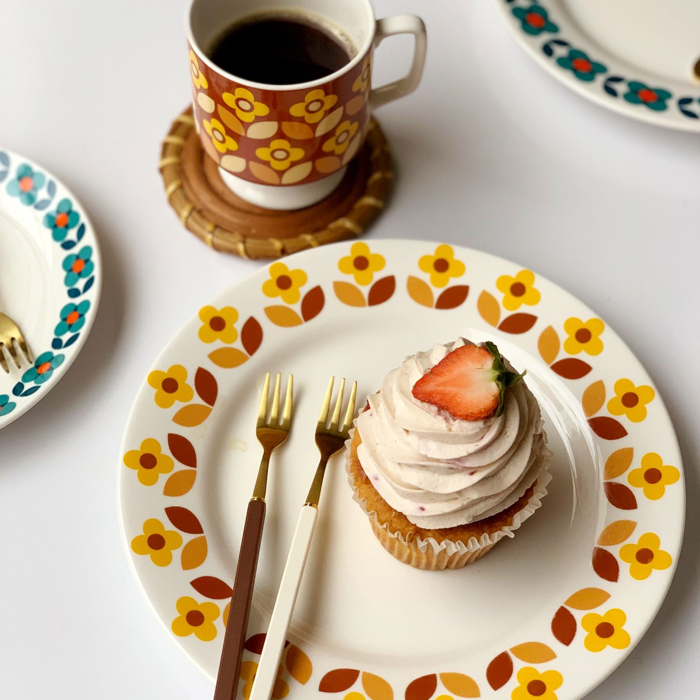 【昭和レトロ✳︎入手困難】チロリン村とくるみの木　3つ仕切り皿　マルマ食器 common kitchen レトロ 食器［3色・3種］ イエロー オレンジ グリーン