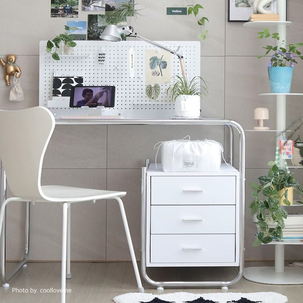 BESTLIVING Mid Century Modern デスク ［2色・2サイズ］ ホワイト