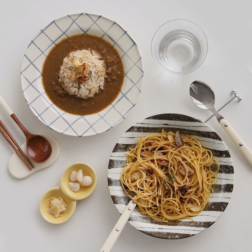 soroi shop ライン パスタ皿 21cm ブルーチェック ブルー 陶磁器
