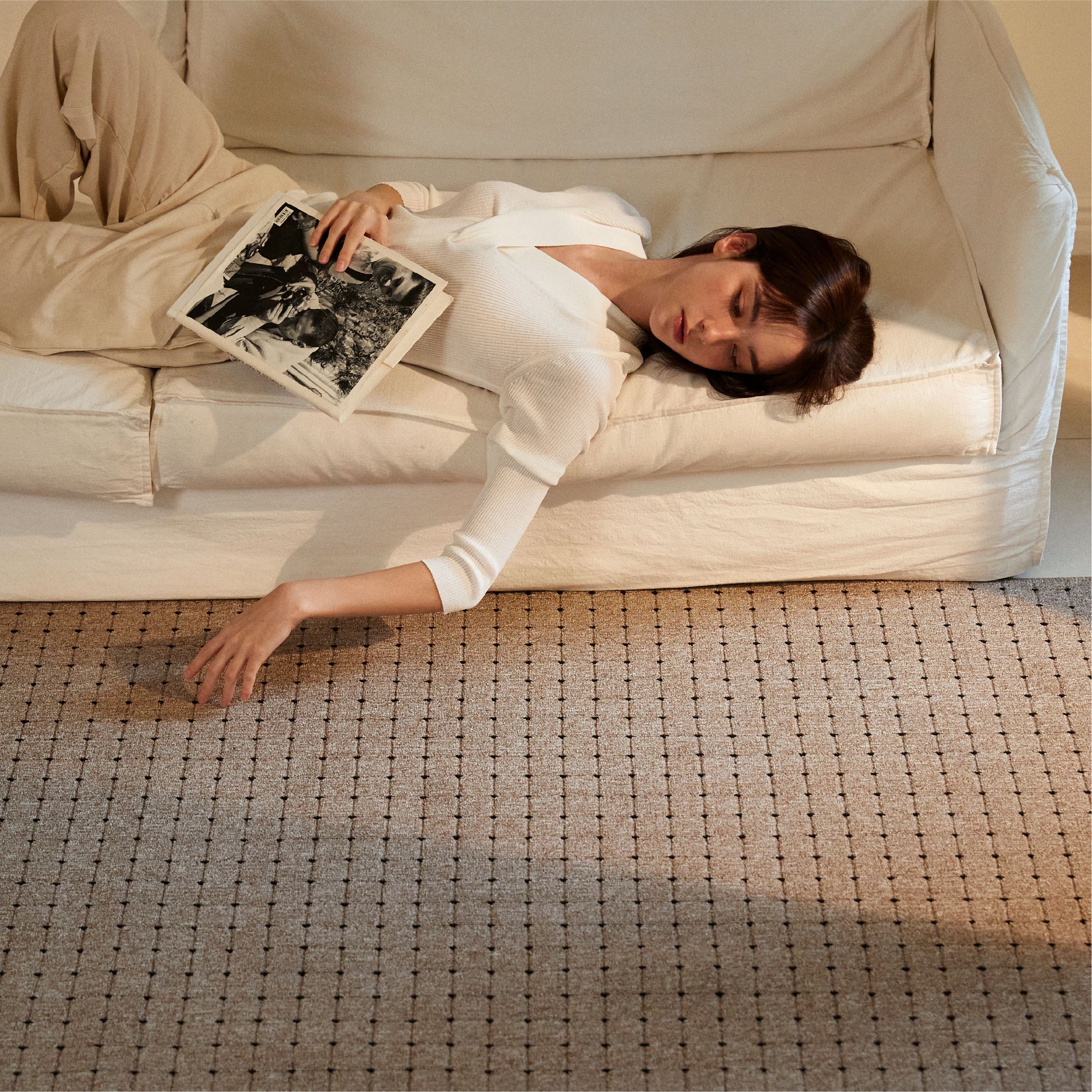 unico ラグ GRABE グラーベ 200×200cm 正方形 ベージュ unico ラグ GRABE グラーベ 200×200cm 正方形 ベージュ GRABE(グラーベ