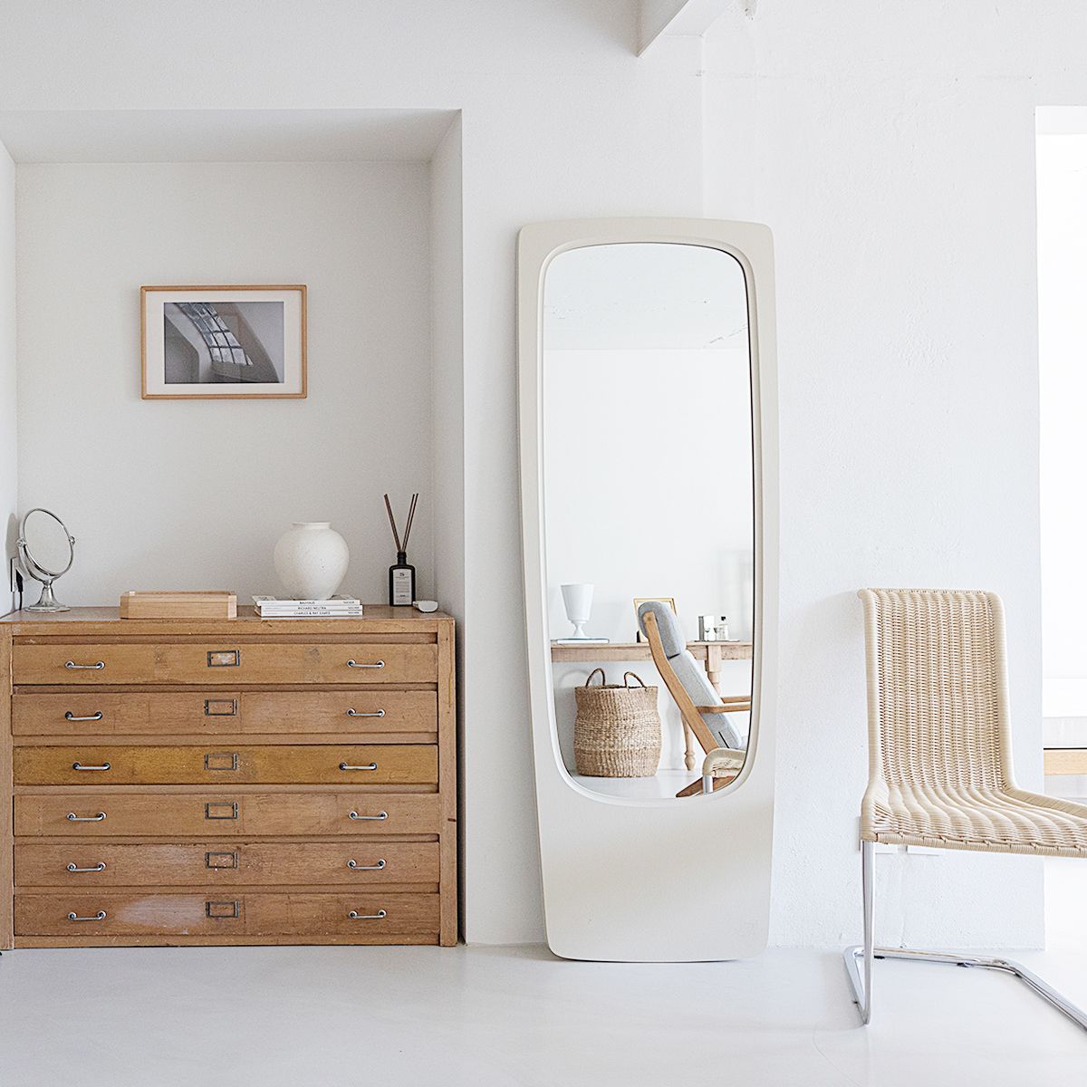 IKEA HOVET ホーヴェット ミラー［2色］ | Safety film・Modern design