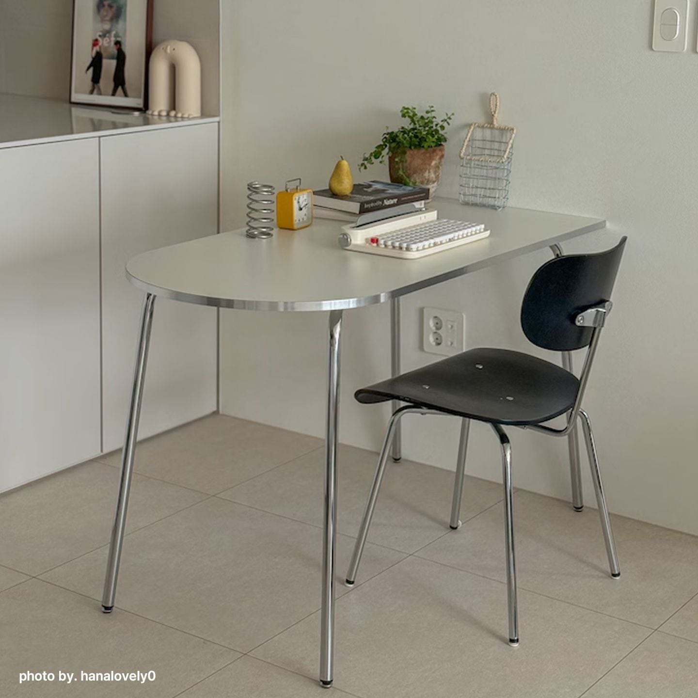 BESTLIVING Chrome 半楕円テーブル ホワイト 120cm ホワイト シルバー