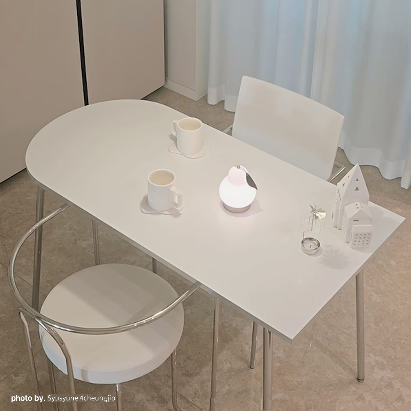 BESTLIVING Chrome 半楕円テーブル ホワイト 120cm ホワイト シルバー