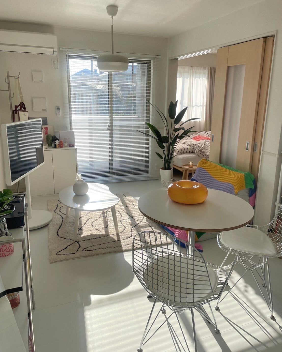 Branchpoint smoo カフェテーブル 円形 | ダイニングテーブル | Ohouse