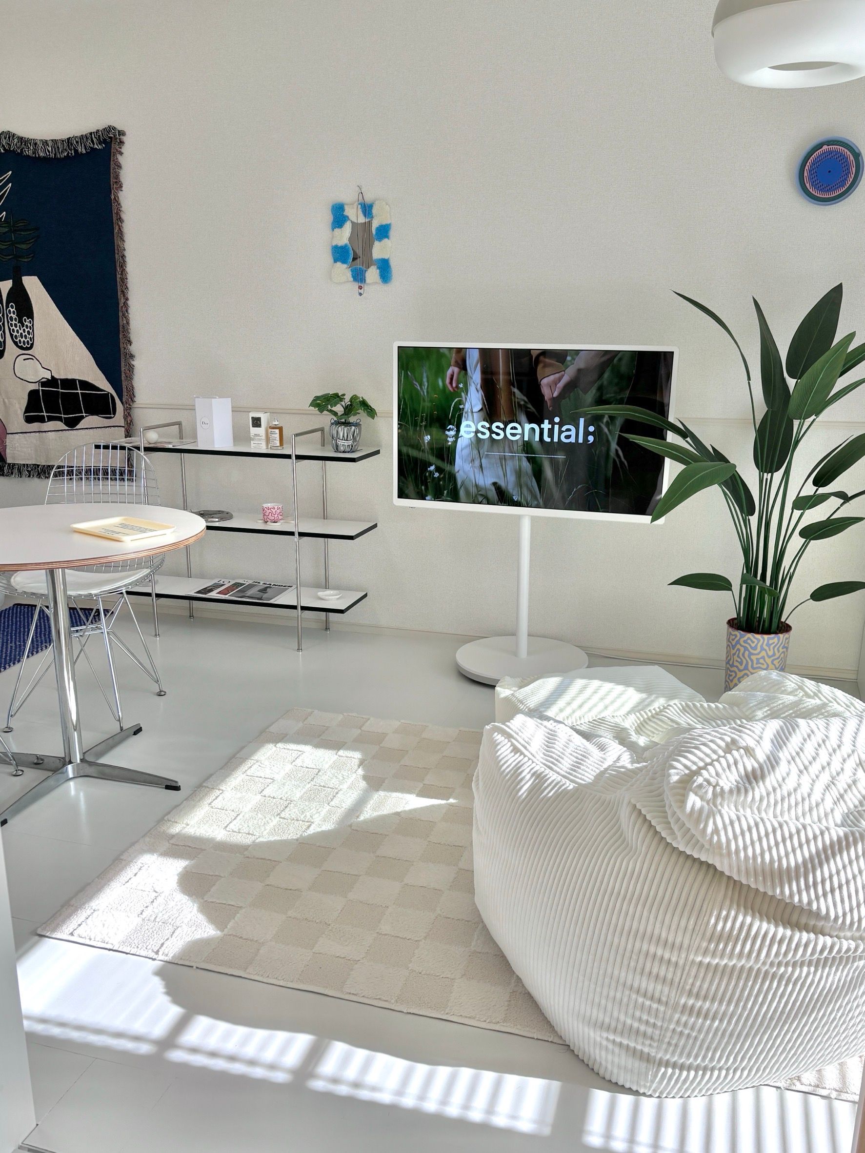 Branchpoint smoo カフェテーブル 円形 | ダイニングテーブル | Ohouse