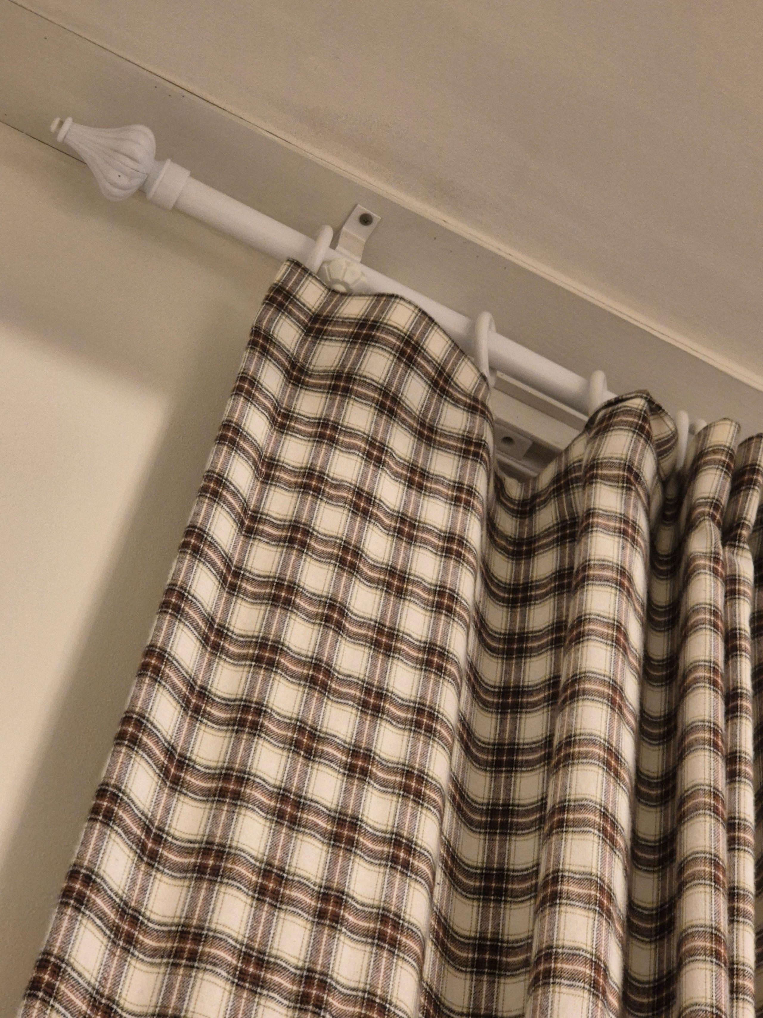 Cozy Brown Plaid Curtain user photo