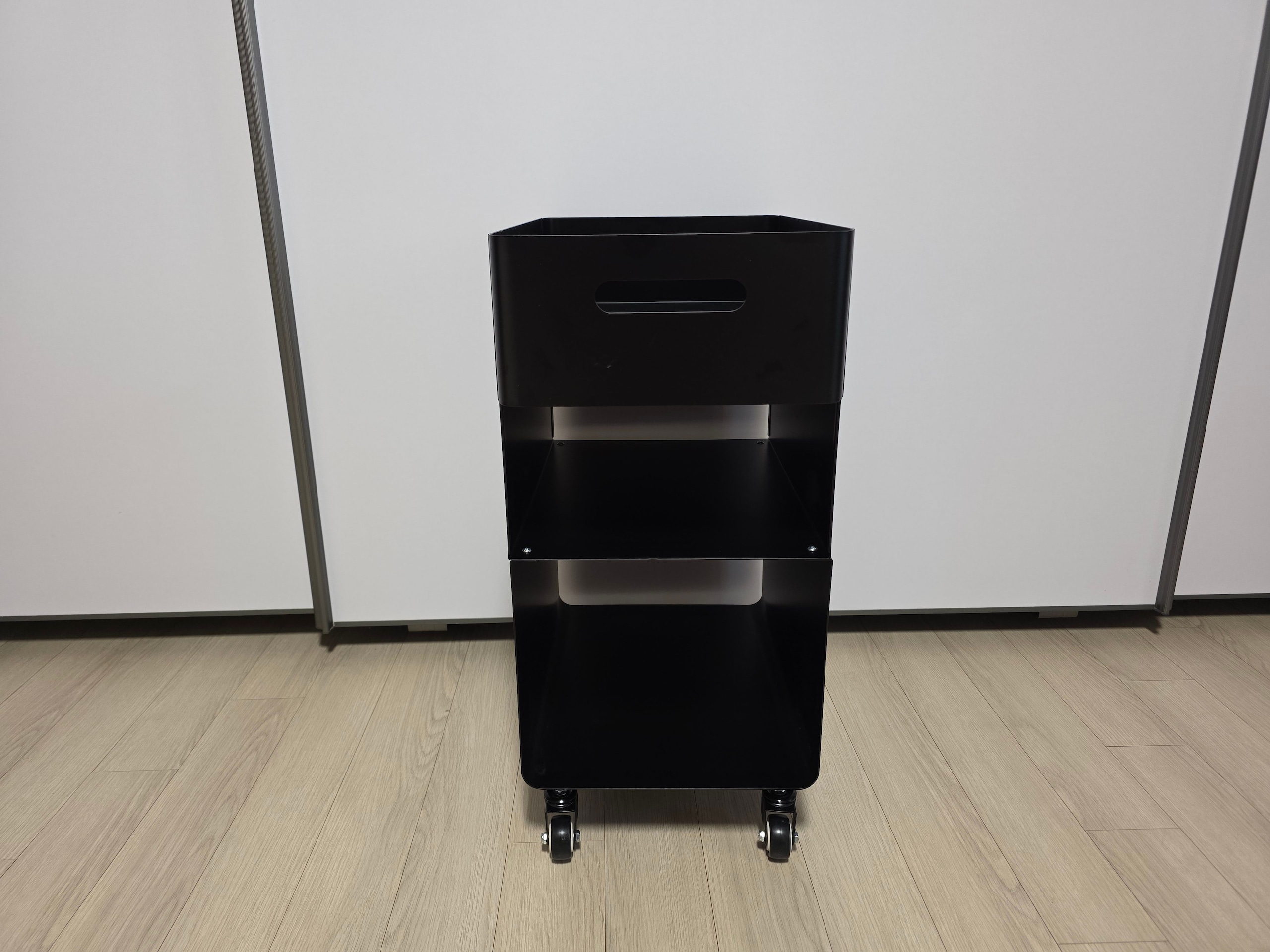 Ferox Steel Mid-Century Rolling Drawer Cart user photo