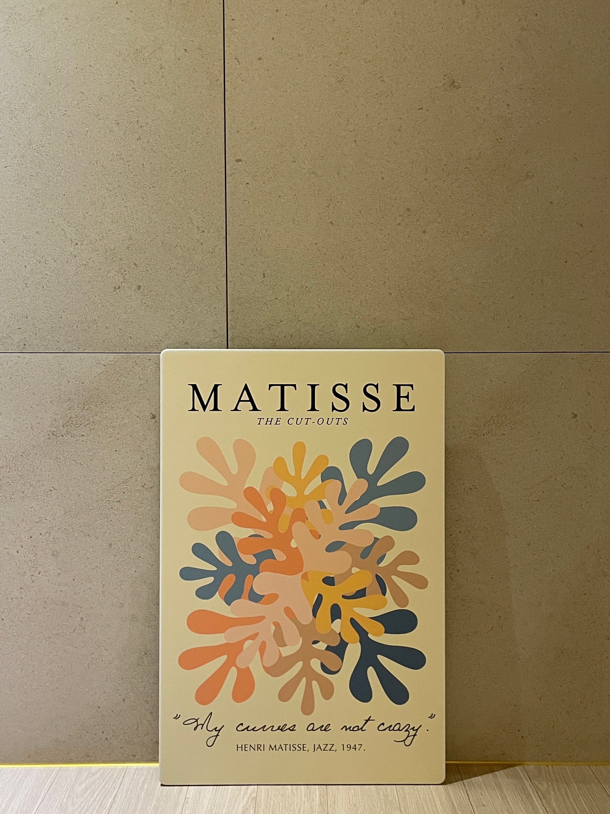 Foldable Henri Matisse Frame Table user photo