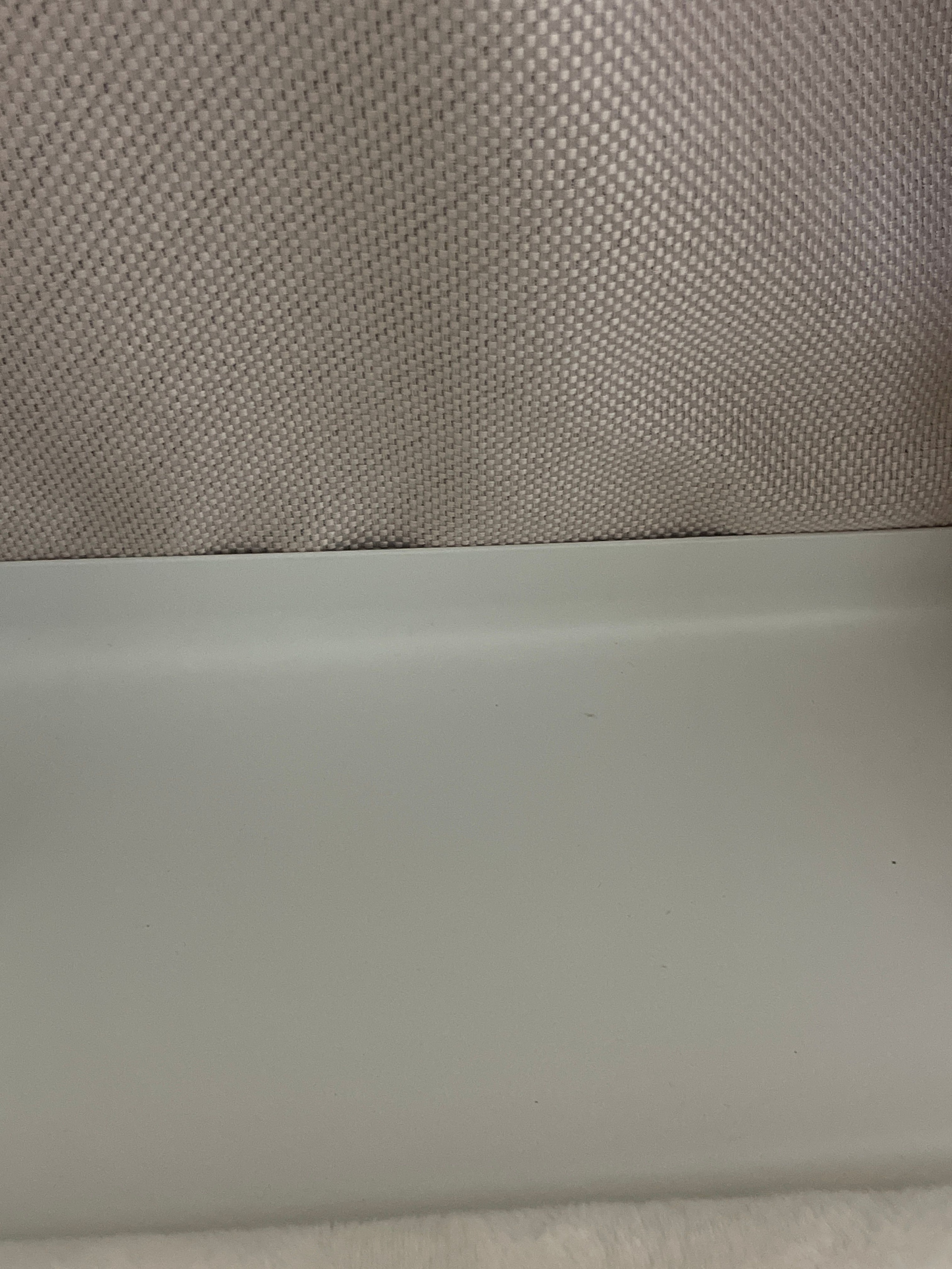 Blanc Bed Gap Side Shelf user photo