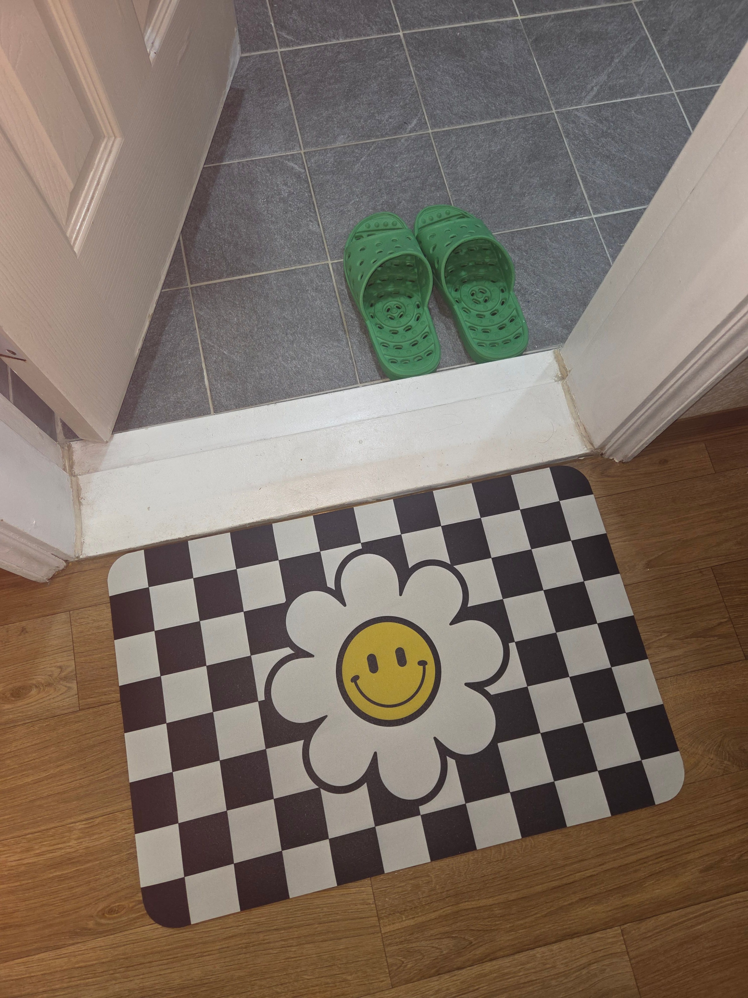 Daisy Washable Diatomite Bath Mat user photo