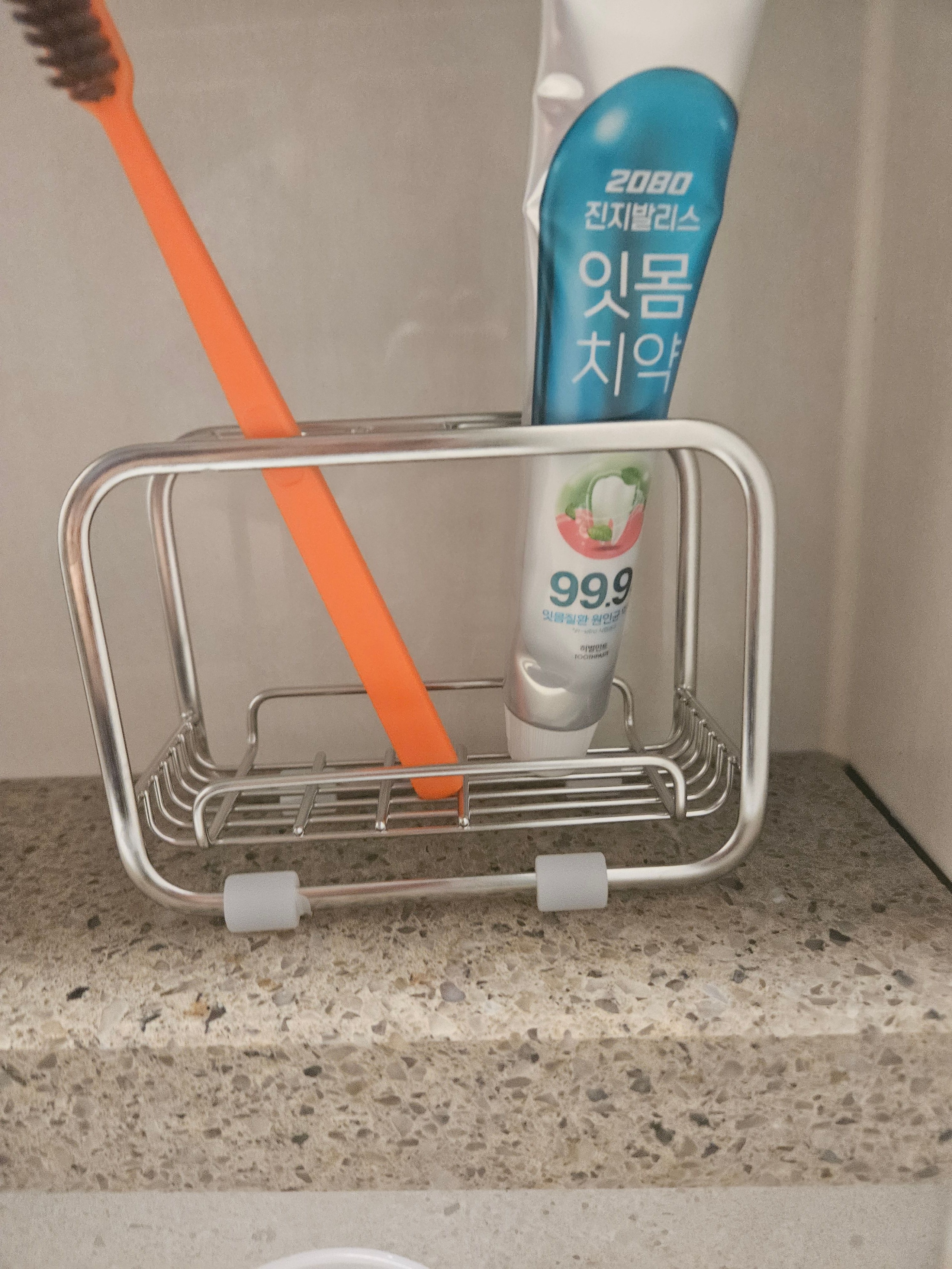 304 Stainless Steel Toothbrush Holder user photo